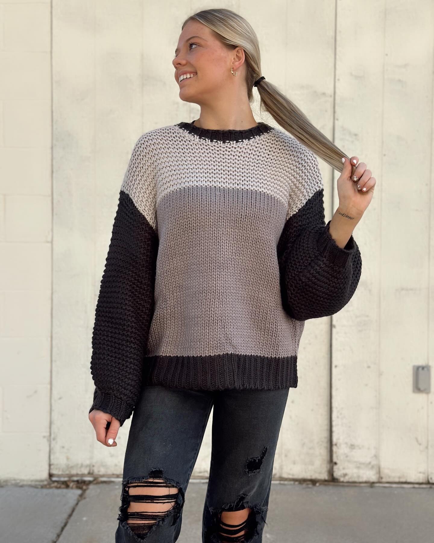 Autumn Dusk Sweater

$47.50

Small, Medium, Large

Www.bycocothelabel.com

#cocothelabel #fall #autumn #sweater #newarrivals #422main #stocktonks #smallbusiness #boutique #localboutique
