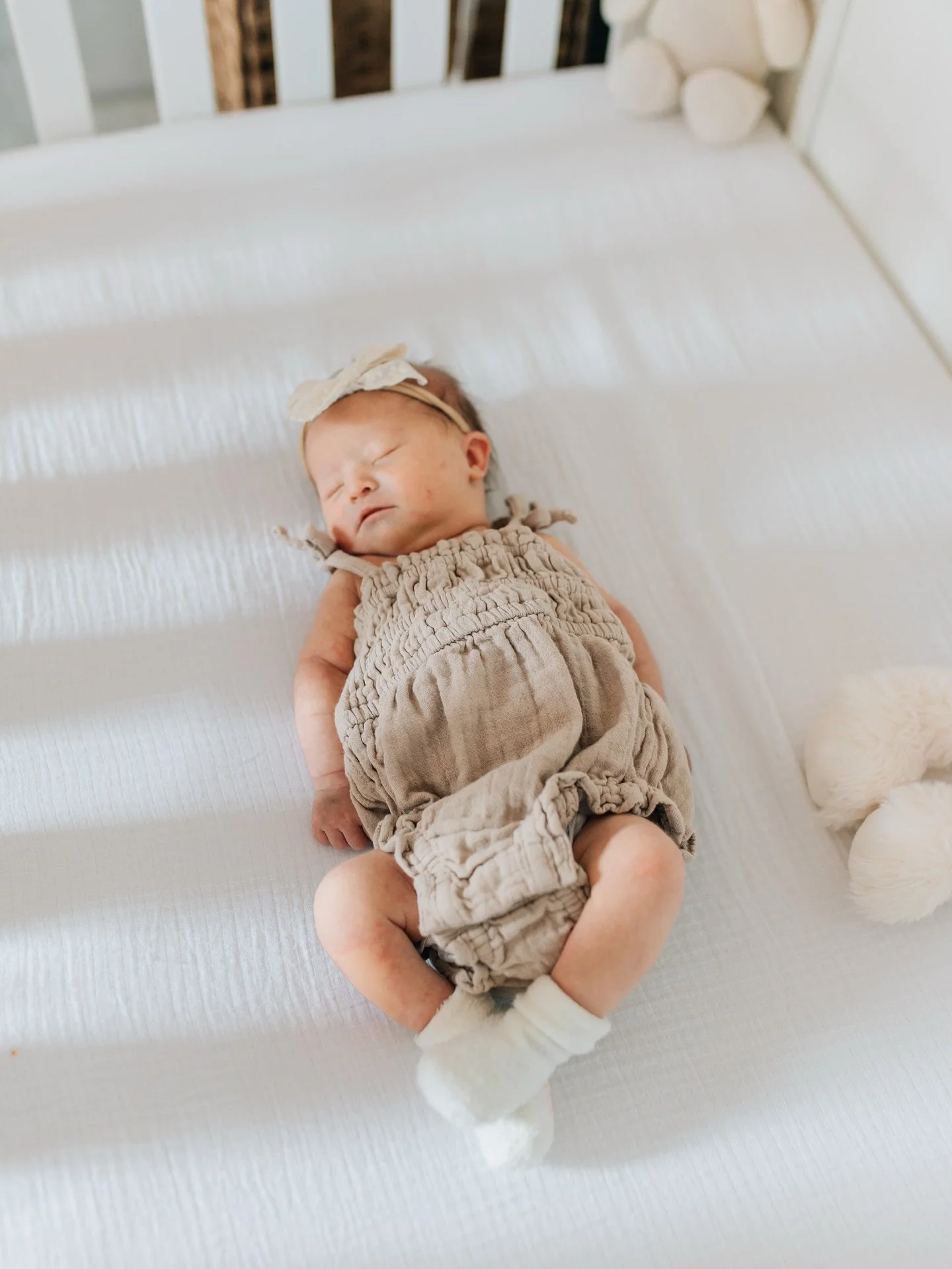 When you finally have a little sister. These boys were soooo dang proud. And being able to capture each one of their newborn sessions&hellip;wellll let&rsquo;s just say this fam has a special place in my heart. Love you Chase family! 🎀 
.
.
.
.
.
.
