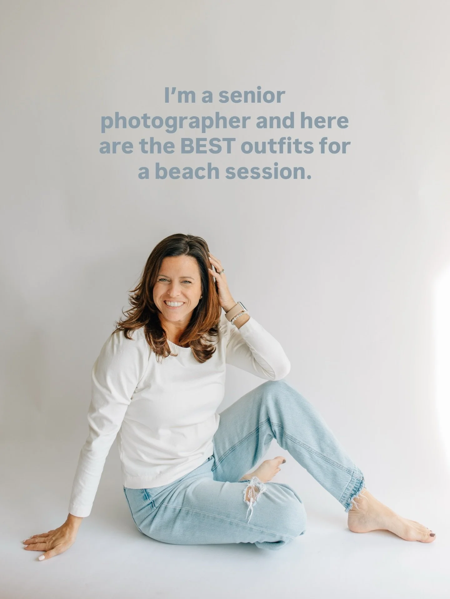 Movement is what brings beach photos to life.
Flowy fabrics, wind, walking, those in-between moments are where the feeling shows up. 🌊 

Save for your sesh! 🎓

.
.
.
.
.
.
.
.
🏷️ Melbourne fl photographer, beach senior session outfits, senior sess