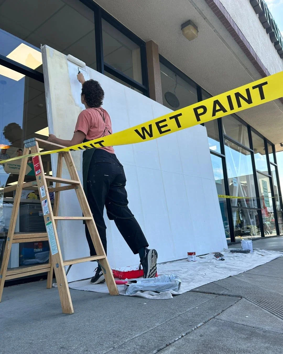@heather_hardison is an artist specializing in large scale painted installations. Their work explores interdependence, human connection, and mindfulness 🪷 Thank you to @333arts_ for connecting us and making our youth-painted mural dream a reality!

