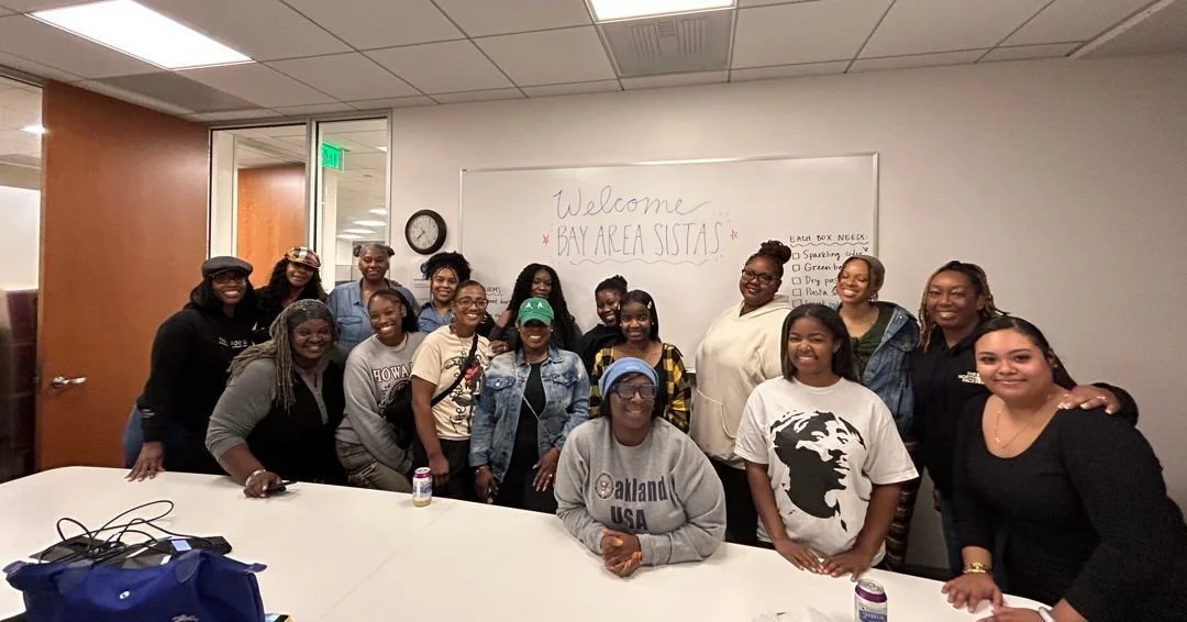 Last Friday, an incredible group of ladies from @bayareasistas joined us at the main office to pack holiday meal boxes for our clients and their families 🍽️ Many hands made light work, and they packed up 80 boxes in an hour! It was such a pleasure t