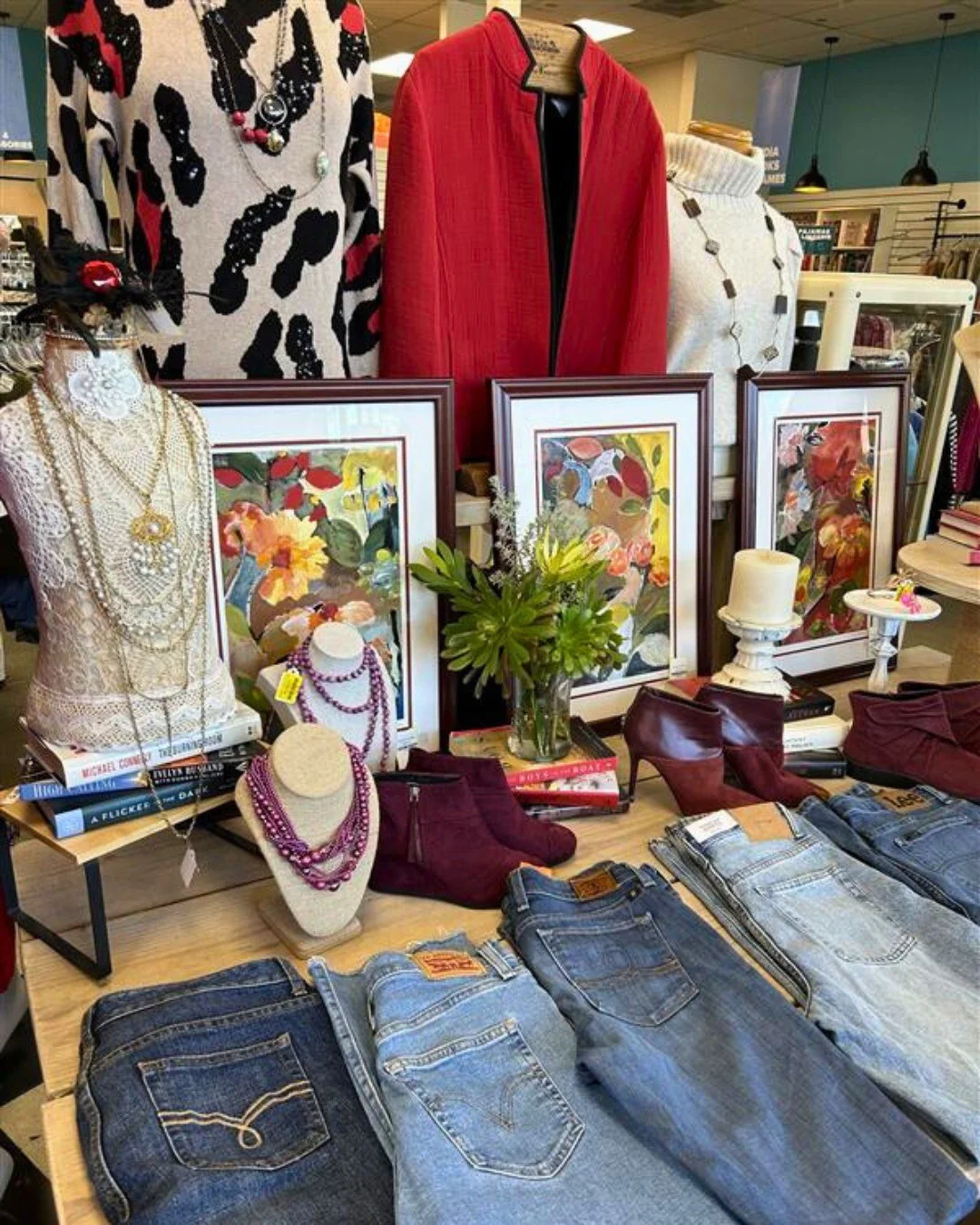 Love is in the air at Youth Homes Thrift Shop 💞 Come check out the reds, the pinks, and all the beautiful florals on the shop floor 💐 

Plus, we have TONS of beautiful jewelry in the shop right now! Whether you're looking for a gift, or something s