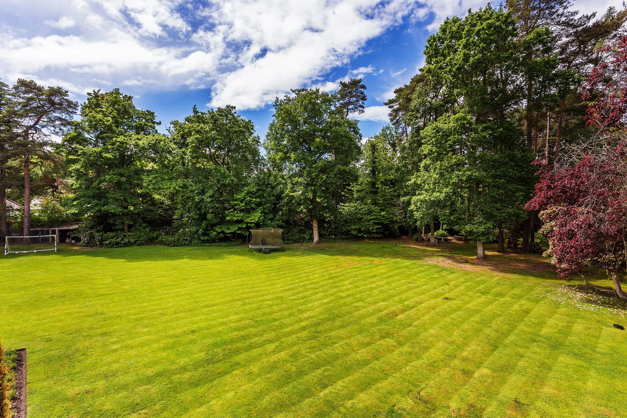 Deerswood Surrey — Location Creation