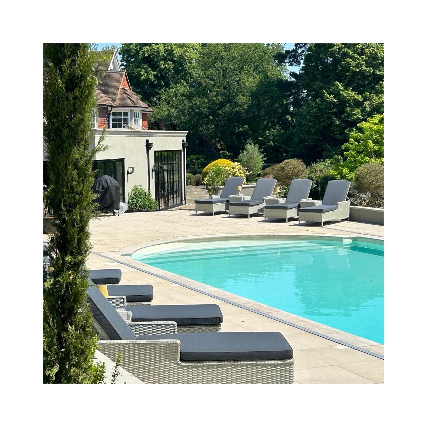 Grand Country House Swimming Pool

Details:
&bull; Length: 12m
&bull; Width: 6m
&bull; Depth: 1-2m approx
&bull; Heated

Boasting traditional English elegance &amp; grand proportions, this majestic country house is nestled in the beautiful Surrey Hil