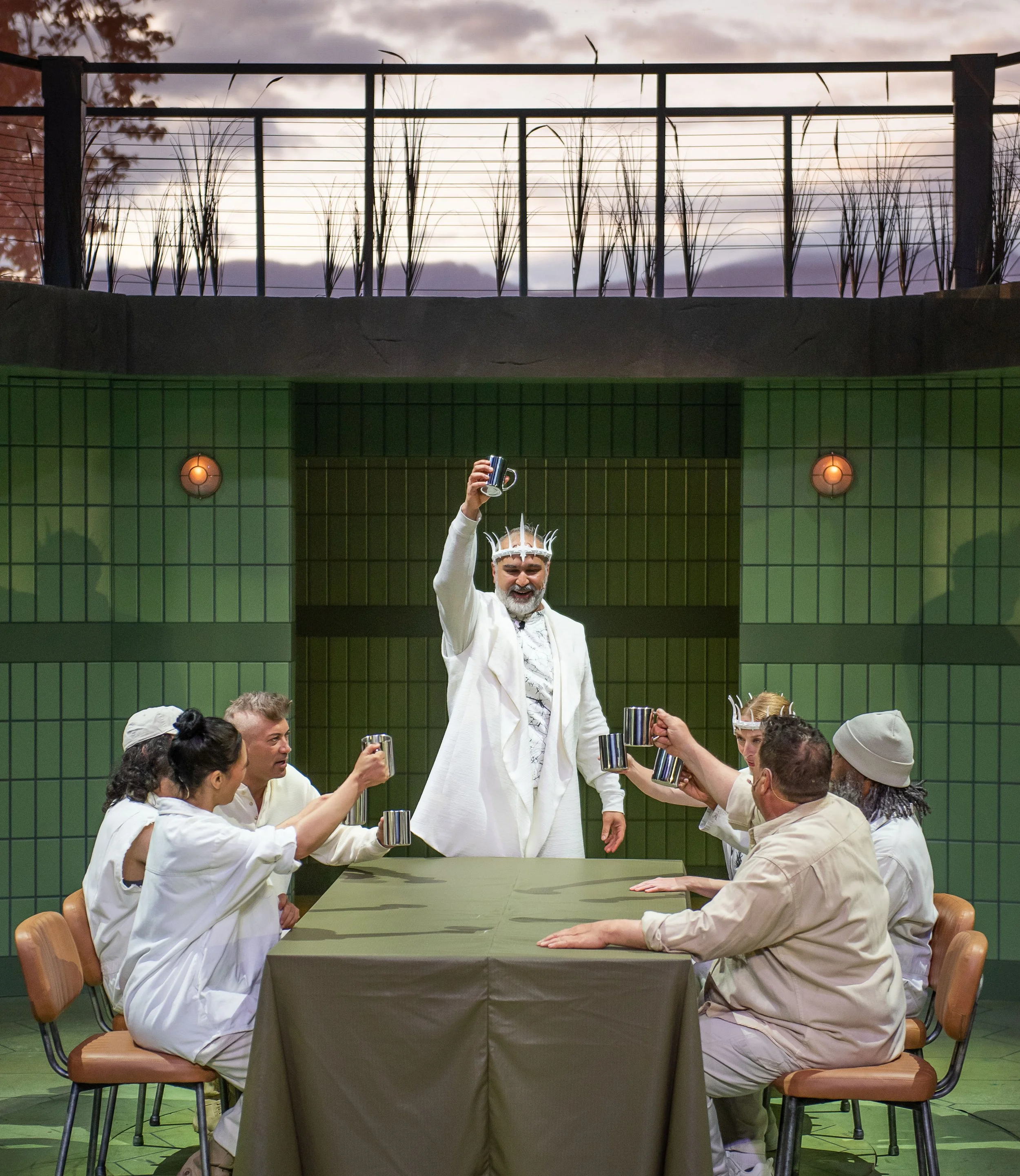 Macbeth_1001_cropped.jpg