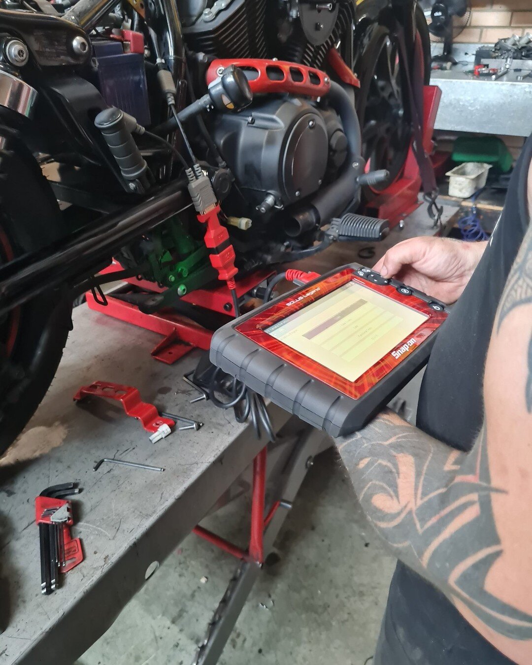 BLING BLING. We currently purchased a snap on solus edge diagnostic scan tool for motorcycles 😍 in this day and age it is becoming more and more needed. Thrive to be the best in our local area :)