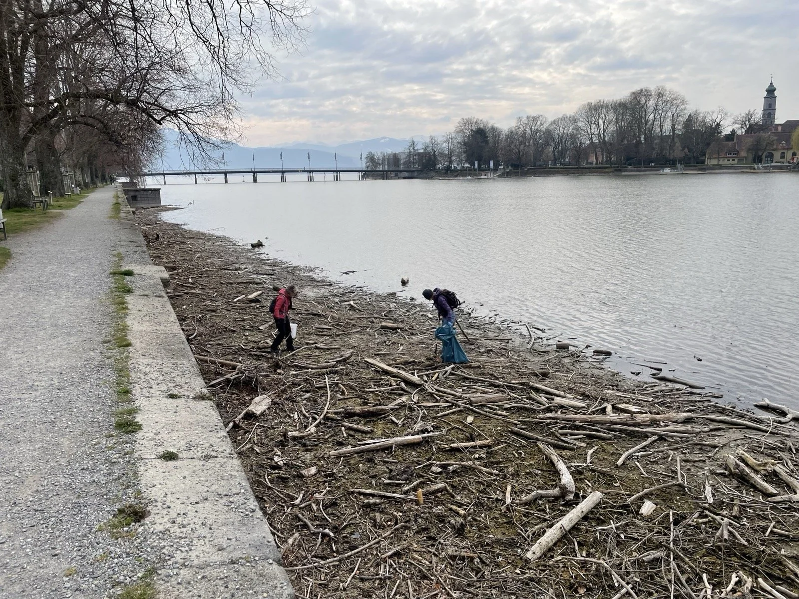 2026-03-21_Müllsammelaktion_Julia Struch_18-00-02-312-8.jpg