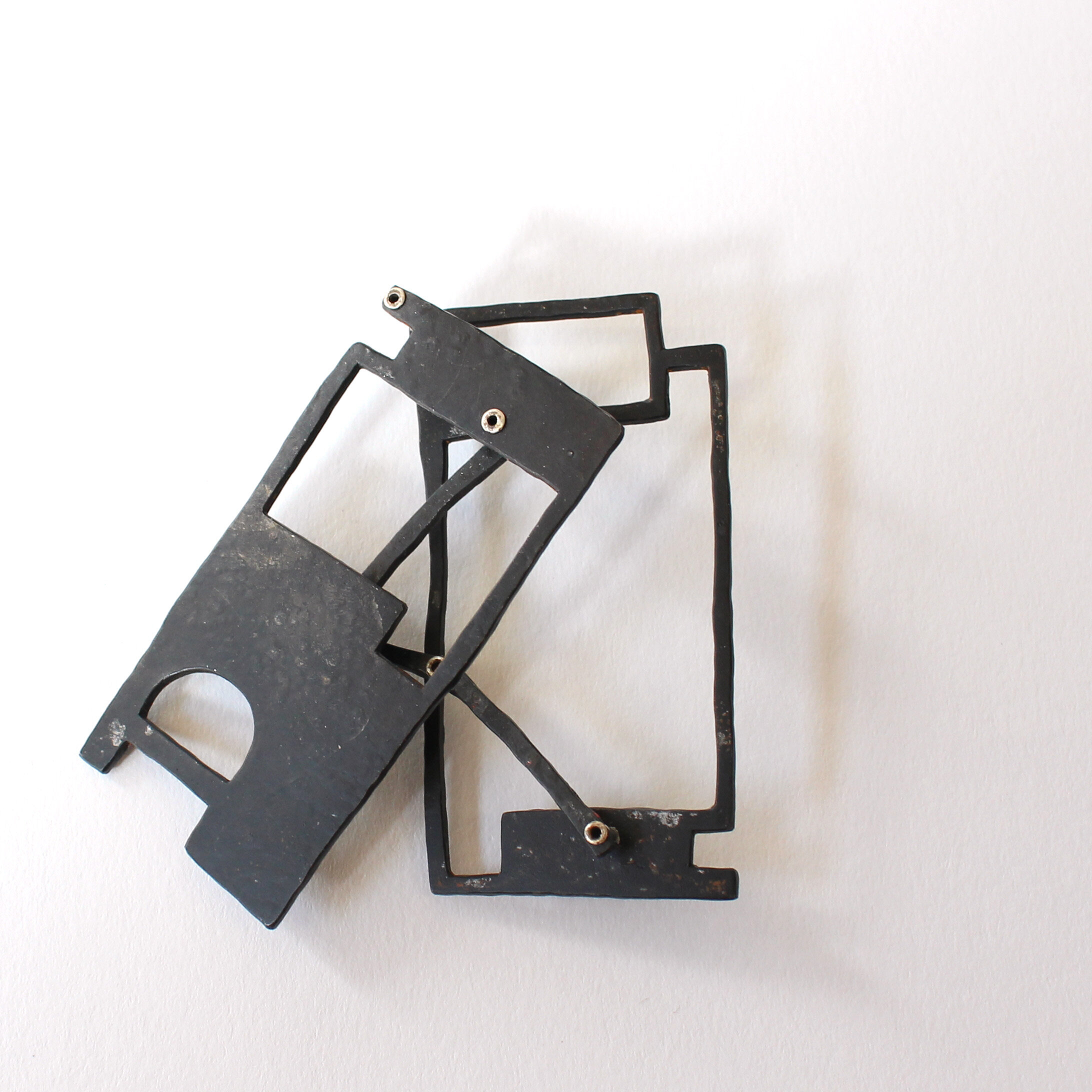 House III. - Materials: steel, silver, aluminium - kinetic brooch