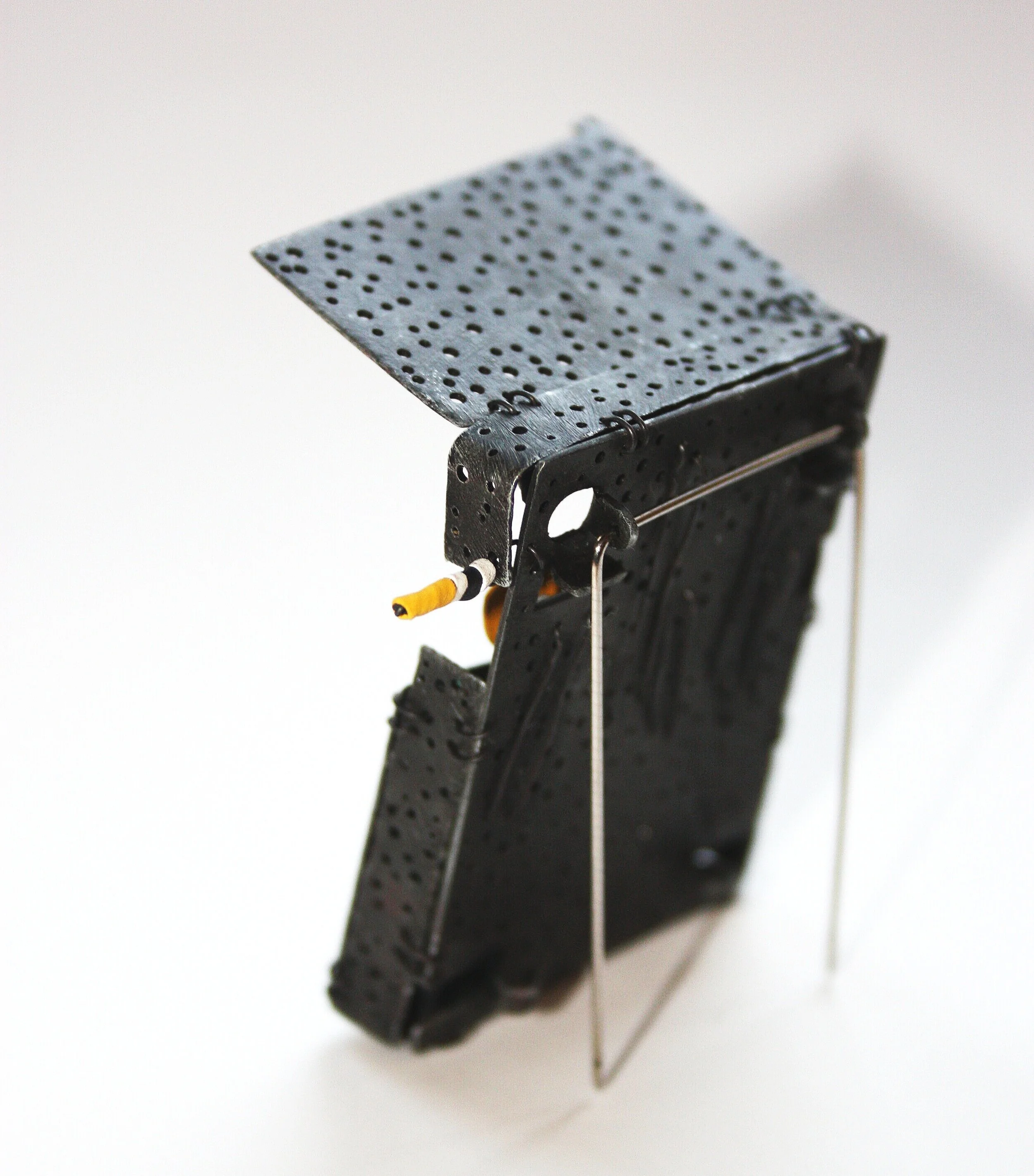 Beppe's Garden - Kinetic Brooch