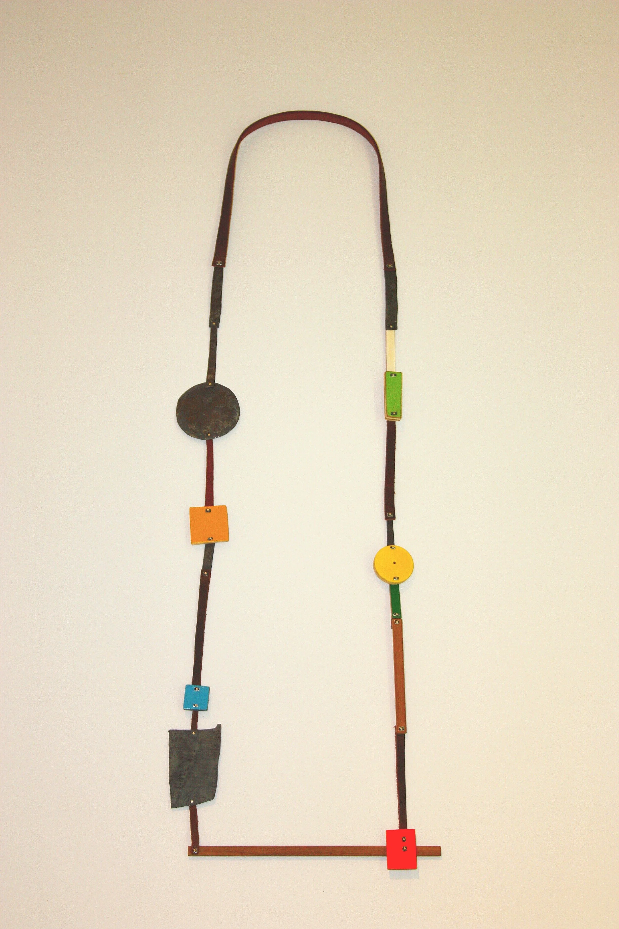 Citywalk - Necklace - Materials: zinc, (found) wood, leather, paint, silver - Collection CODA Museum, Apeldoorn 