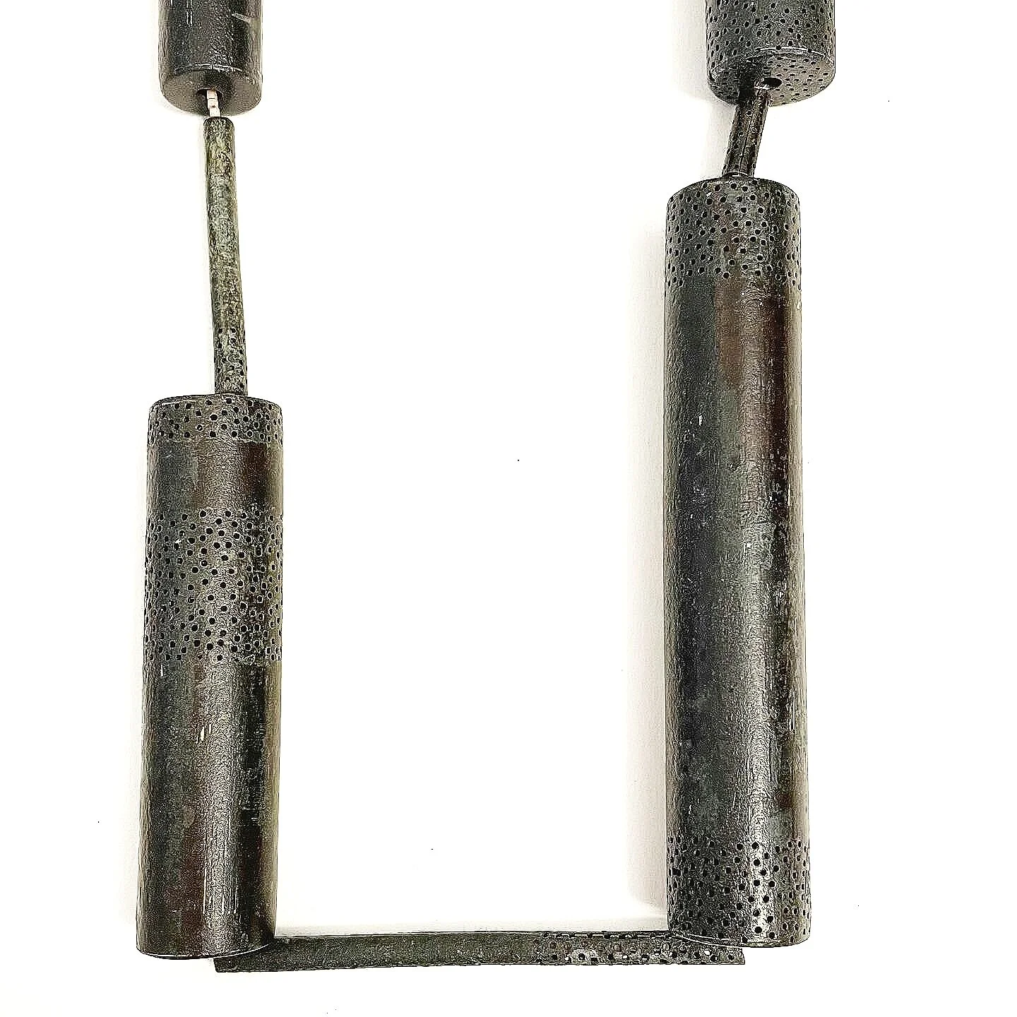 Hole-diamonds - Materials: zinc, Japanese glass beads, nylon thread - Collection CODA Museum Apeldoorn, NL