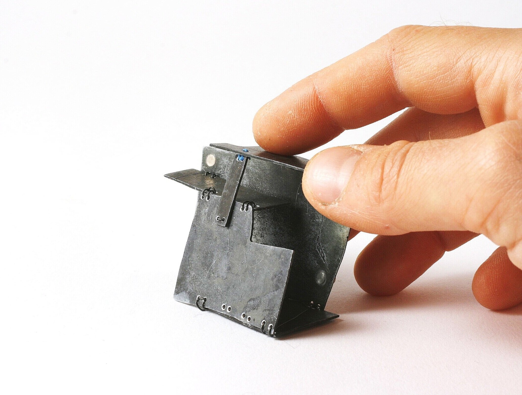 Sister - Brooch - Materials: etching plates of other artists, silver, iron thread. Fits together with the brooch 'Brother'.  