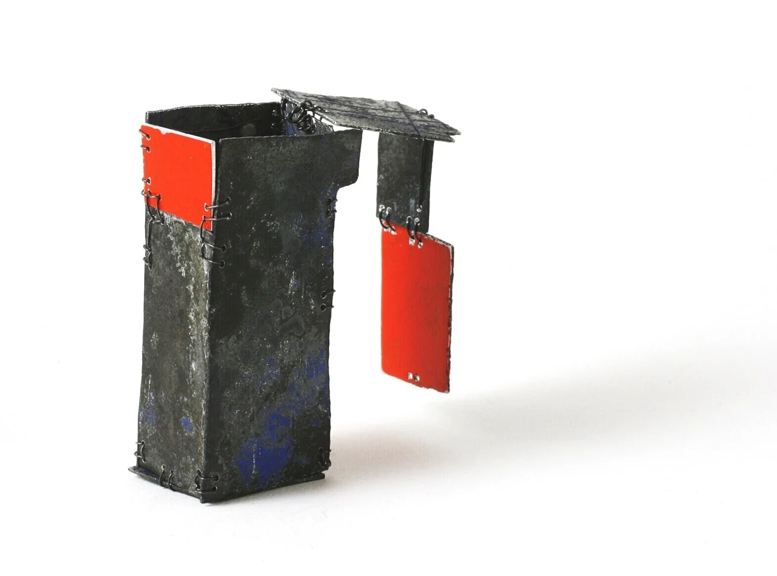 Box with red lid - Kinetic Brooch - Materials: zinc, paint, iron wire, silver