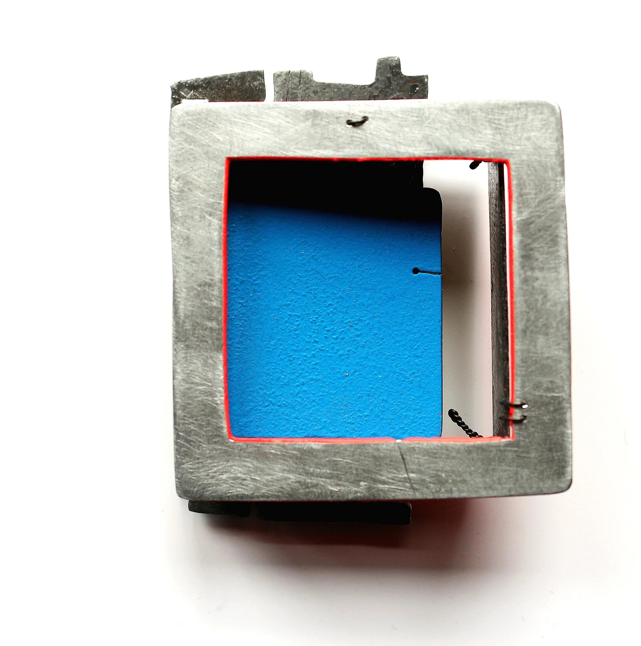 Blue Room - Brooch - Materials: zinc, iron wire, paint