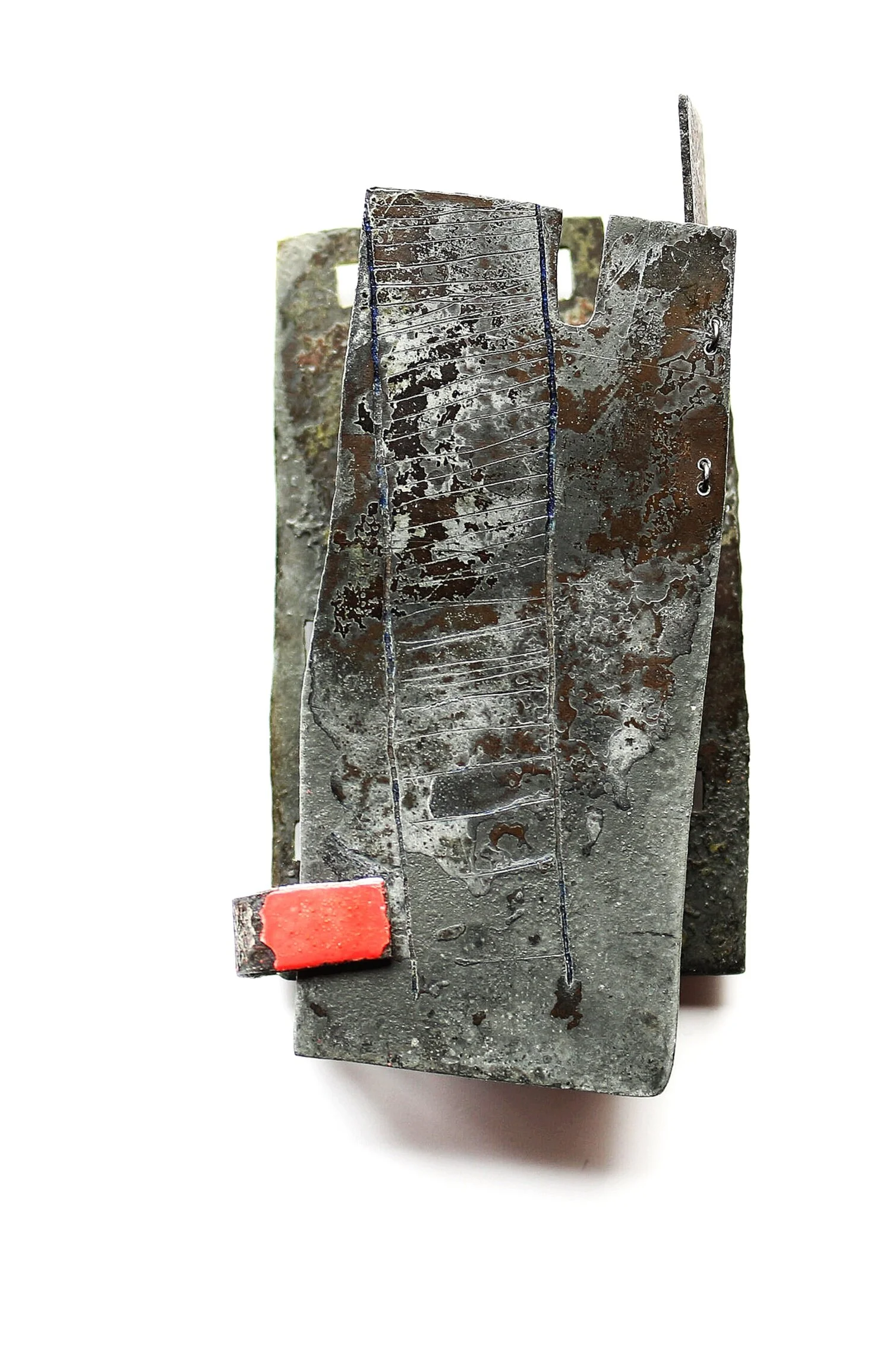Ladder to the Wall - Kinetic Brooch - Materials: zinc, paint, shrinking plastic, iron wire, silver