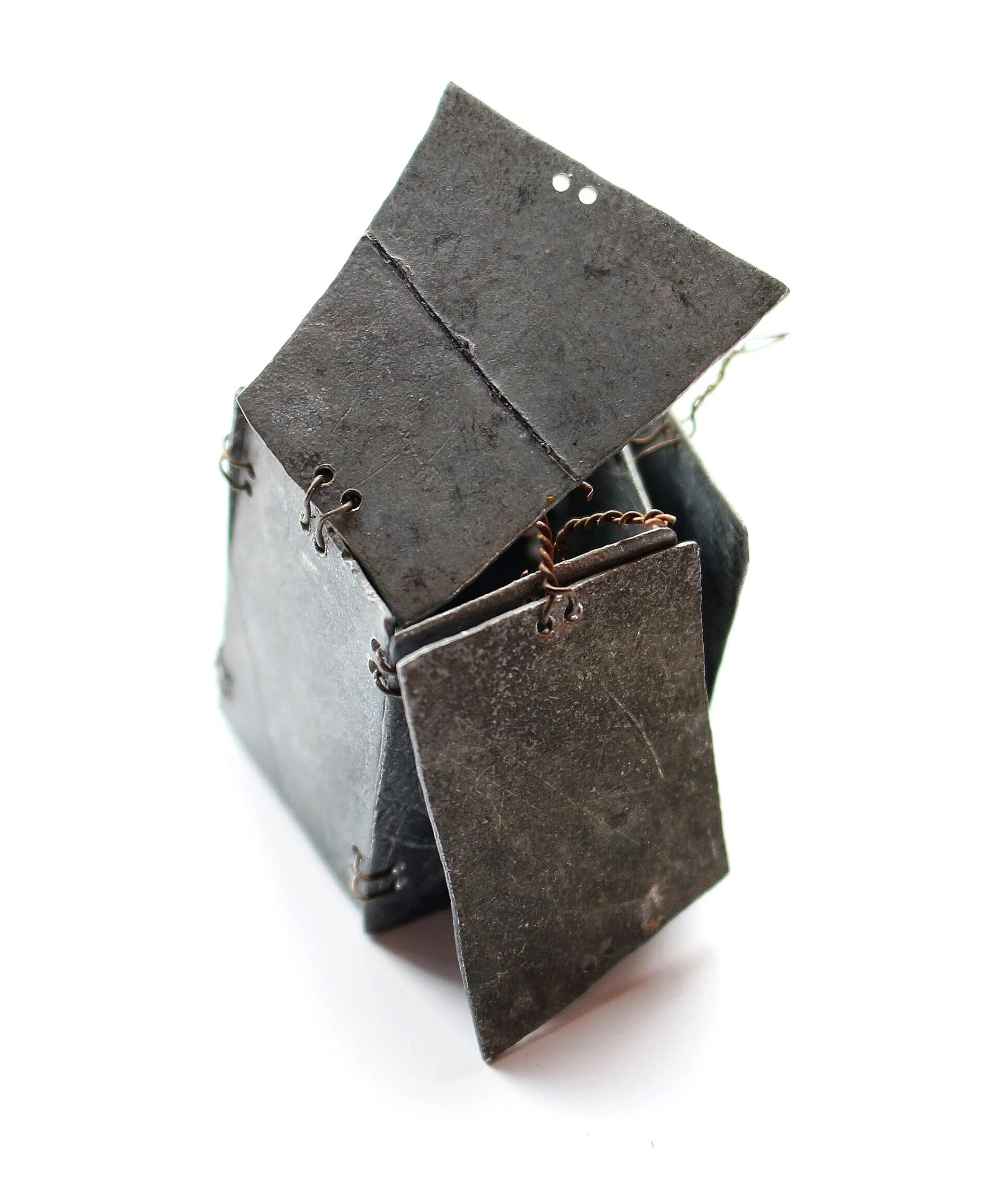 Garden toilet - Tiny Object - Materials: zinc, iron wire