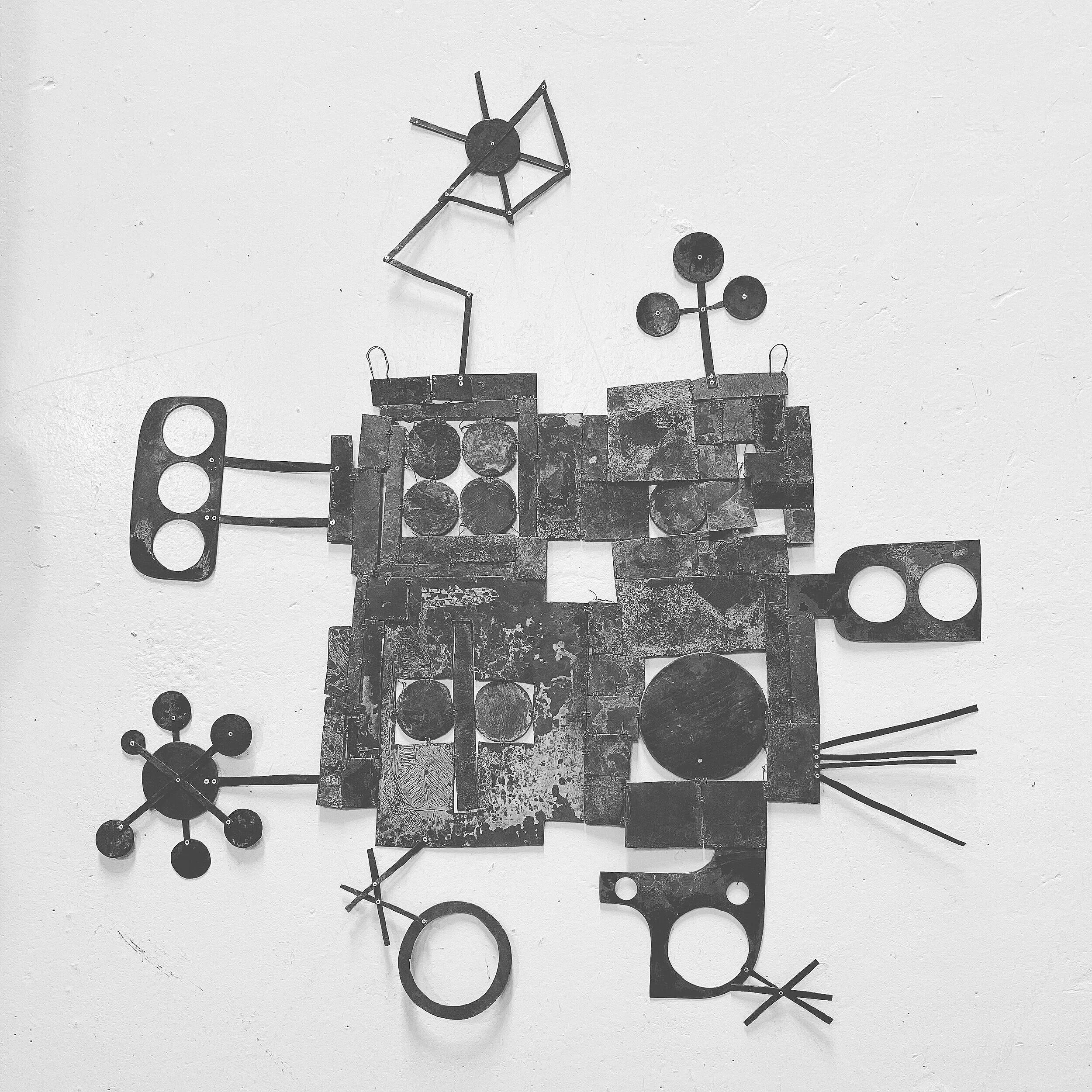 Dream Time Machine’ - keep in touch• wall object for Ruben. I invented this machine so Ruben and I can meet after I am gone. It can fly, roll and pass through time zones and of course win over any possible obstacles. The coming time I will loading it