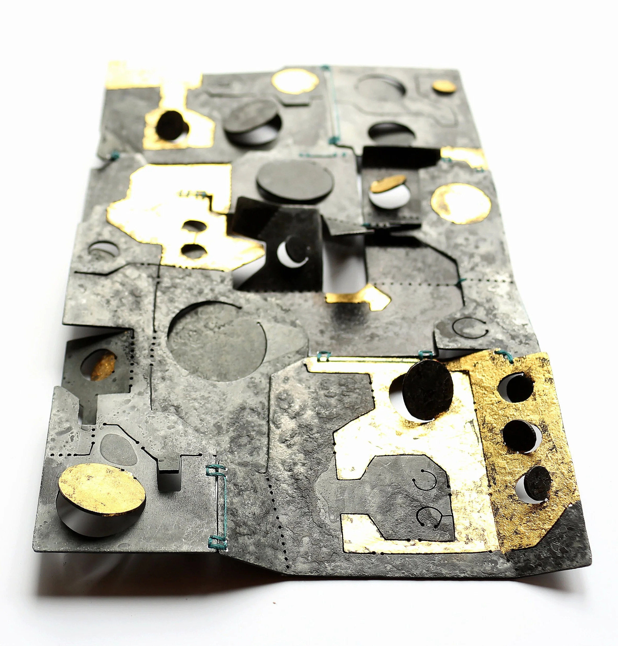 Happy to be here - Wall Object II. A/5  - Materials: etched zinc plate, gold leaf, silk thread 
