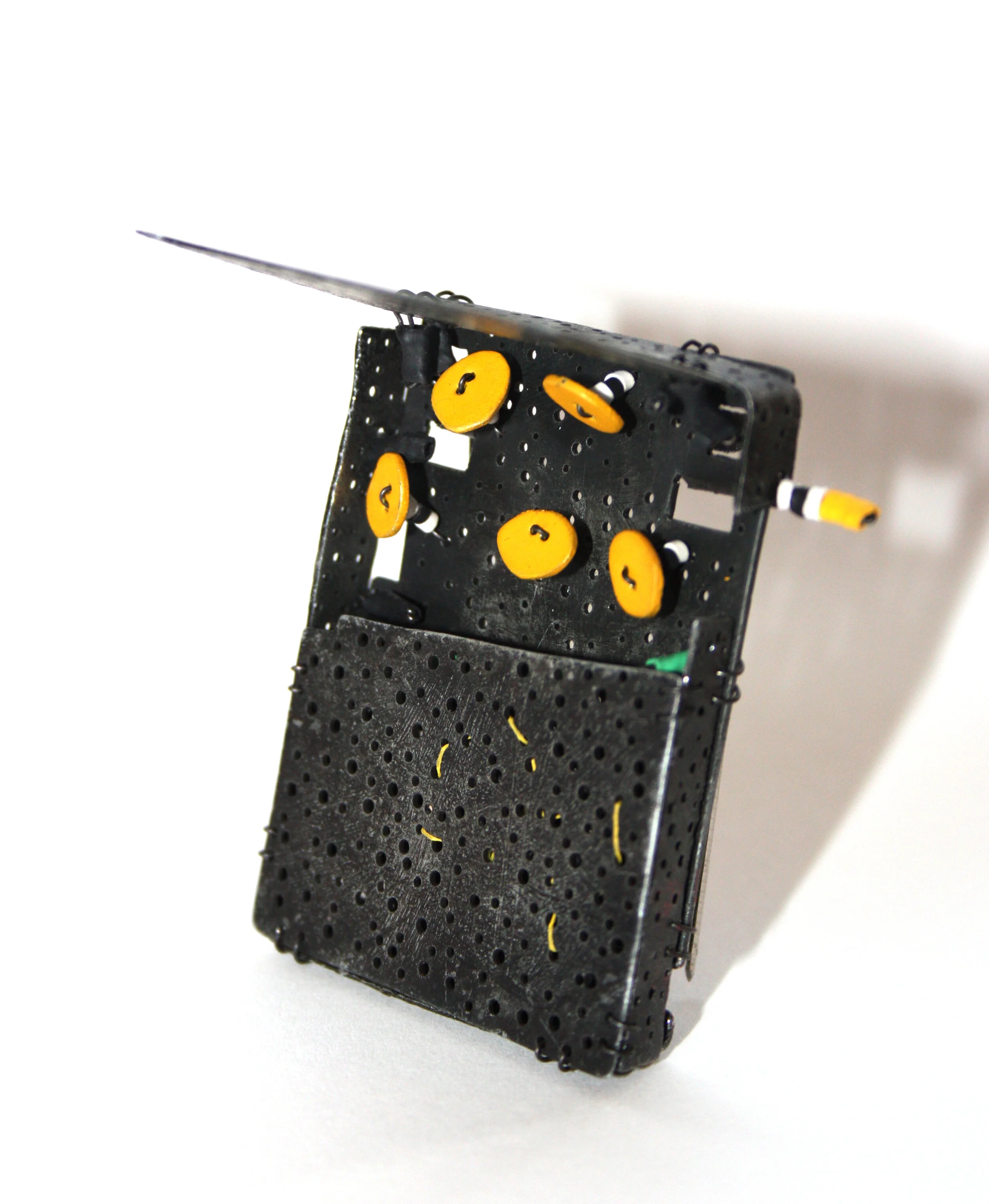 Beppe's Garden - Kinetic Brooch - Materials: zinc, iron wire, shrinking plastic, paint, nylon thread  - commission