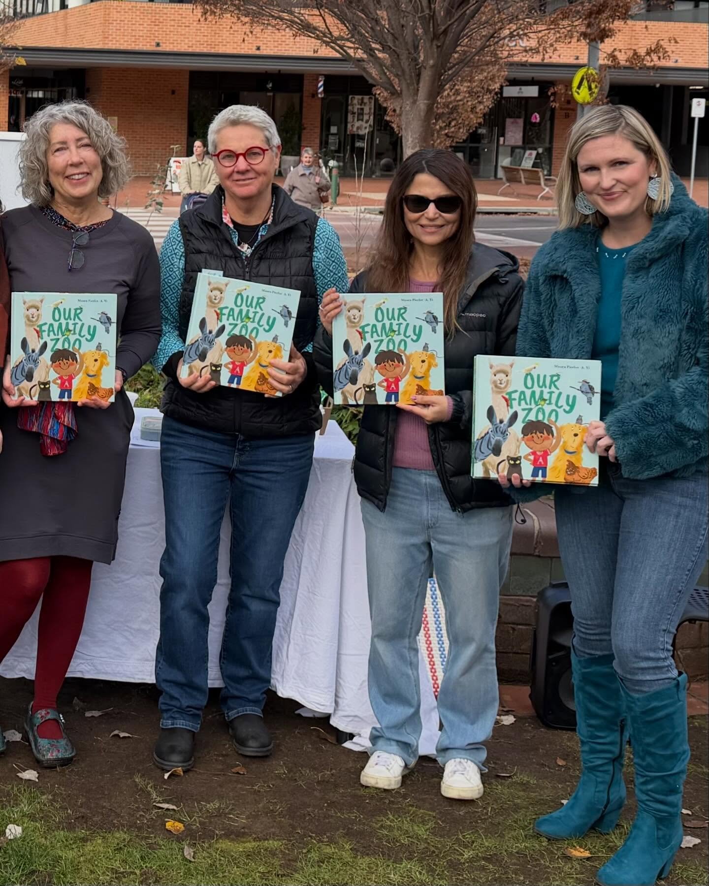 ✨ Congratulations @maurapierlot_author and A. Yi on your new book Our Family Zoo! Published by @scholastic_au 

📚 This is such a gorgeous read aloud for all children who love animals, with catchy rhyme and a lovely surprise ending. 

✨ It was wonder