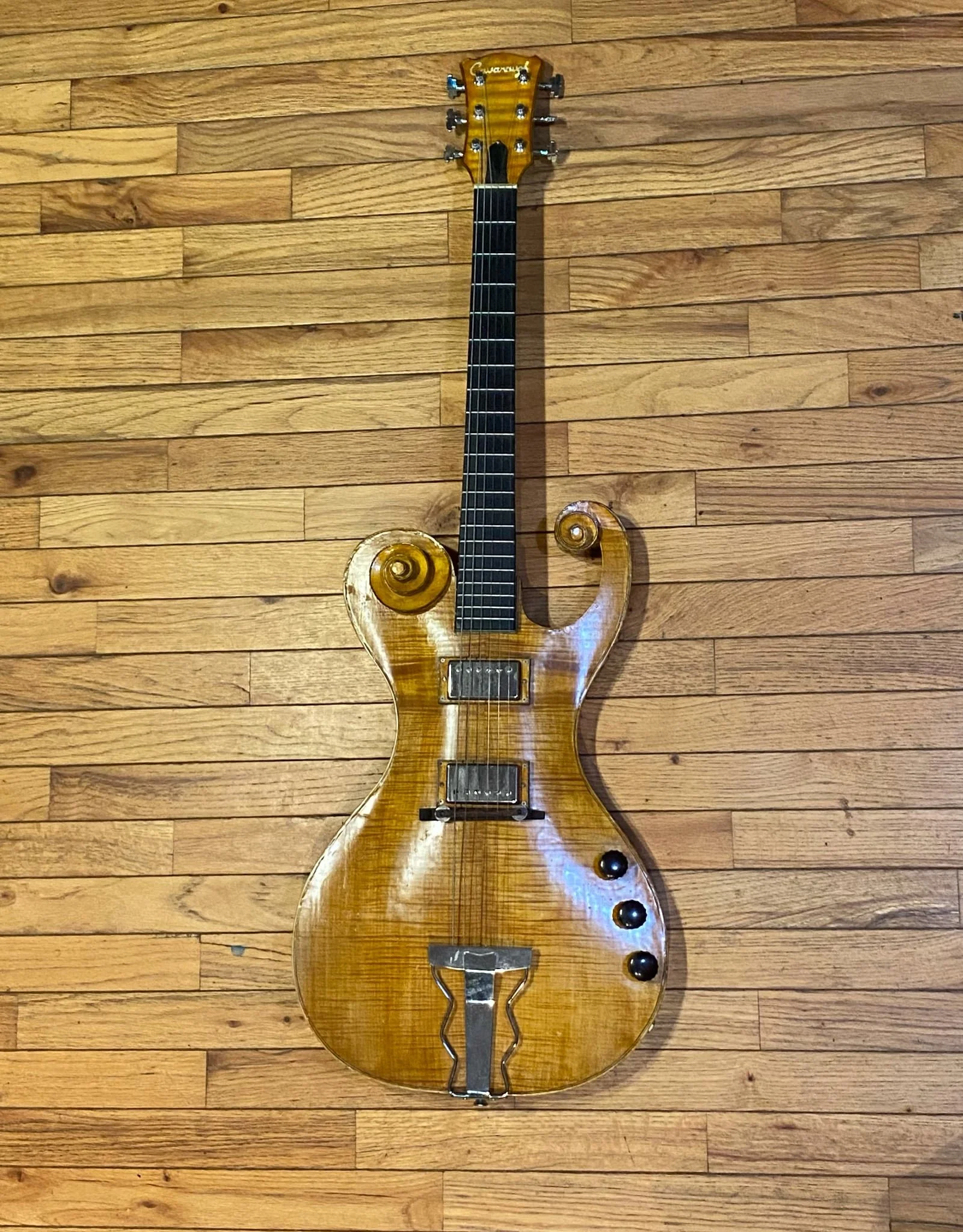 18th Centuray Electric Guitar