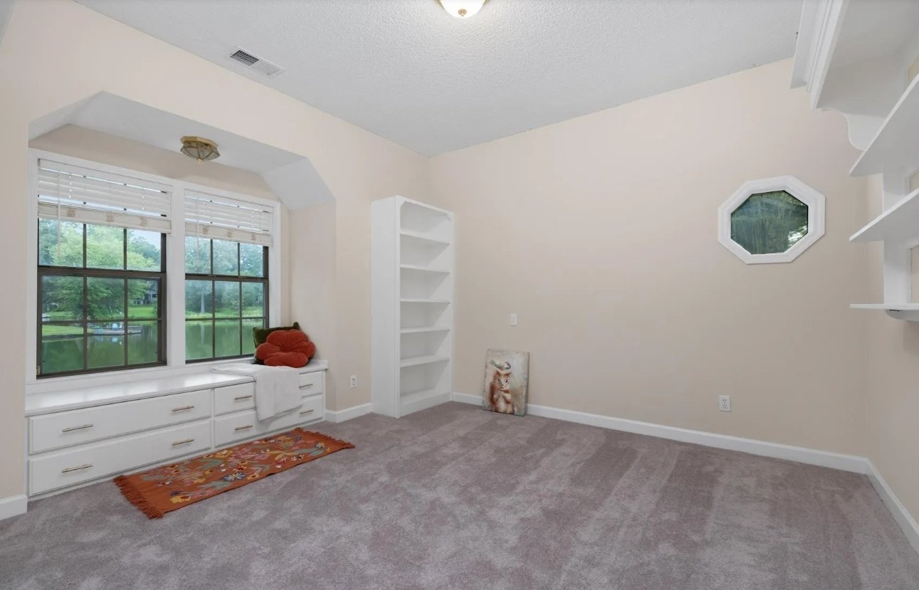 Screenshot_15-7-2025_162719_www.realtor.com.jpeg