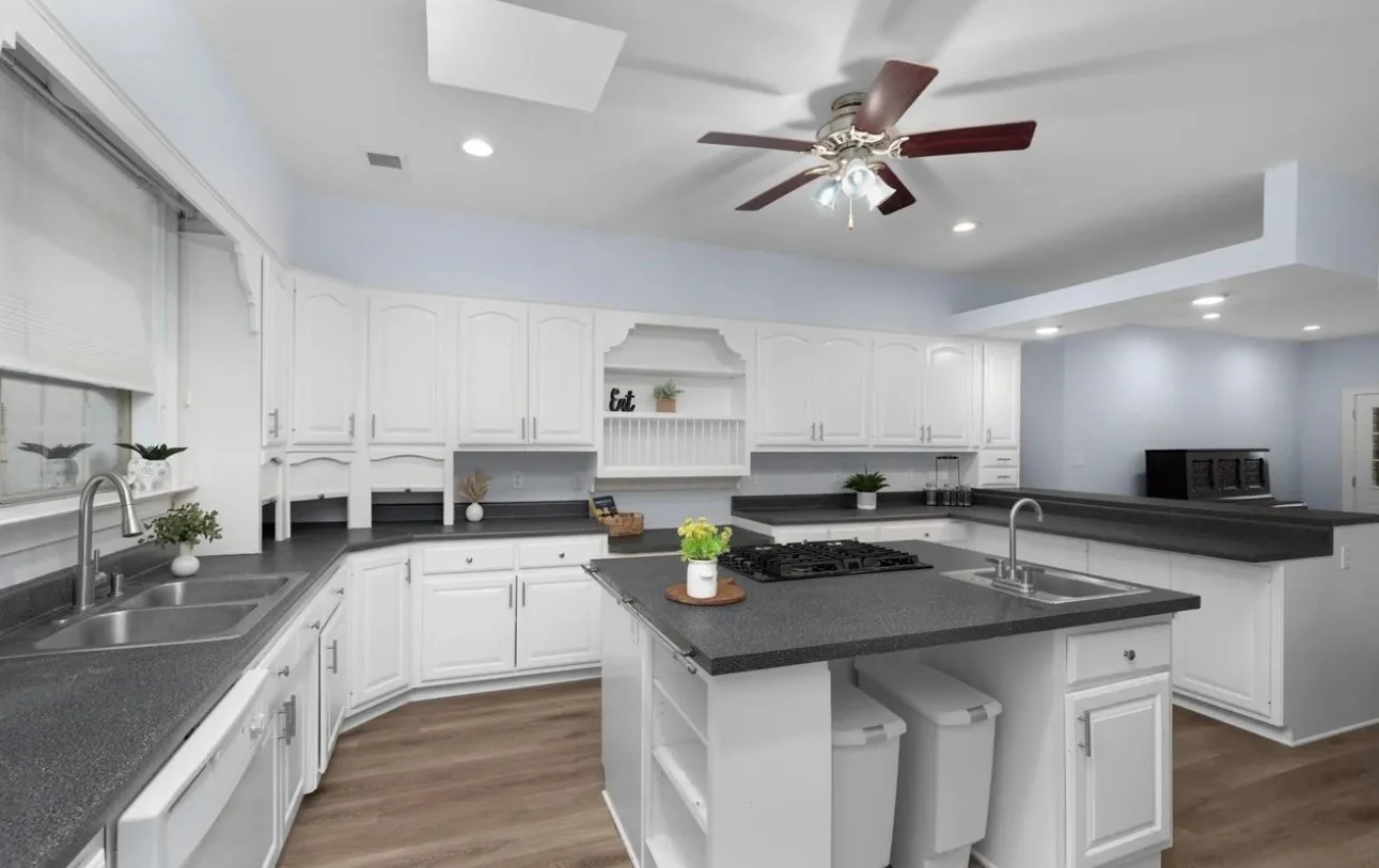 Screenshot_17-9-2025_175551_www.realtor.com.jpeg