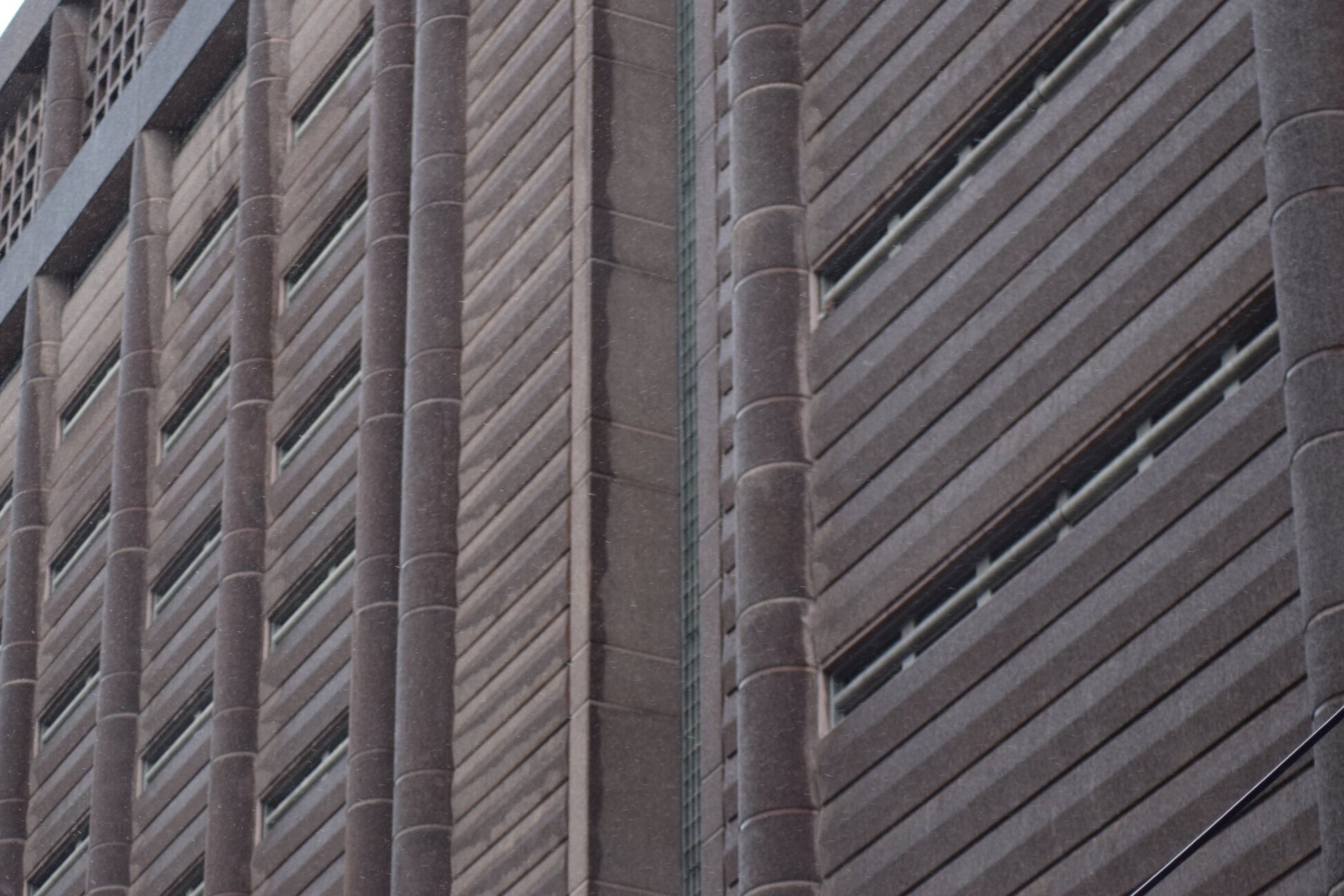 Can a Defendant “Fully Prepare” for Trial While Locked up in a Federal Jail? 