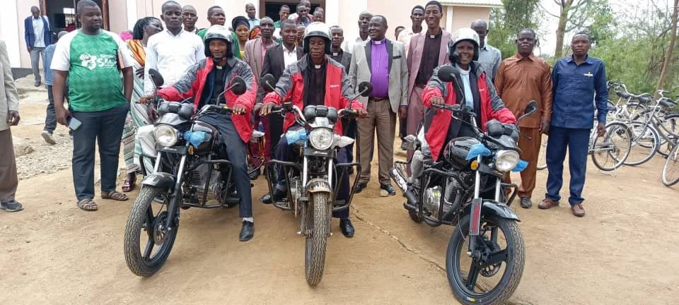 10. Ministers received their motorcycles (1).jpg
