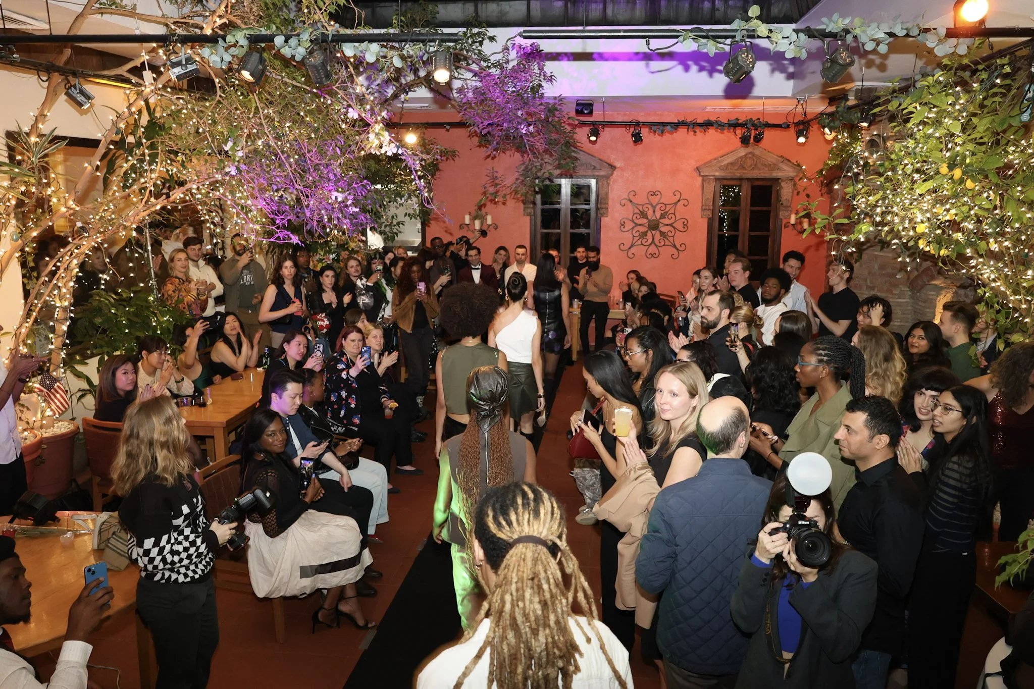 Return Records&nbsp;Hosts Not So Buona Notte at Il Cortile Ristorante