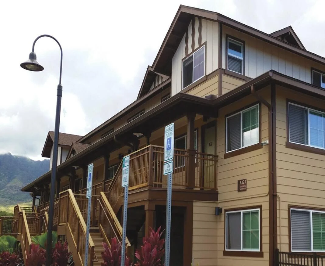 Hale Makana O Nanakuli — Ikenakea