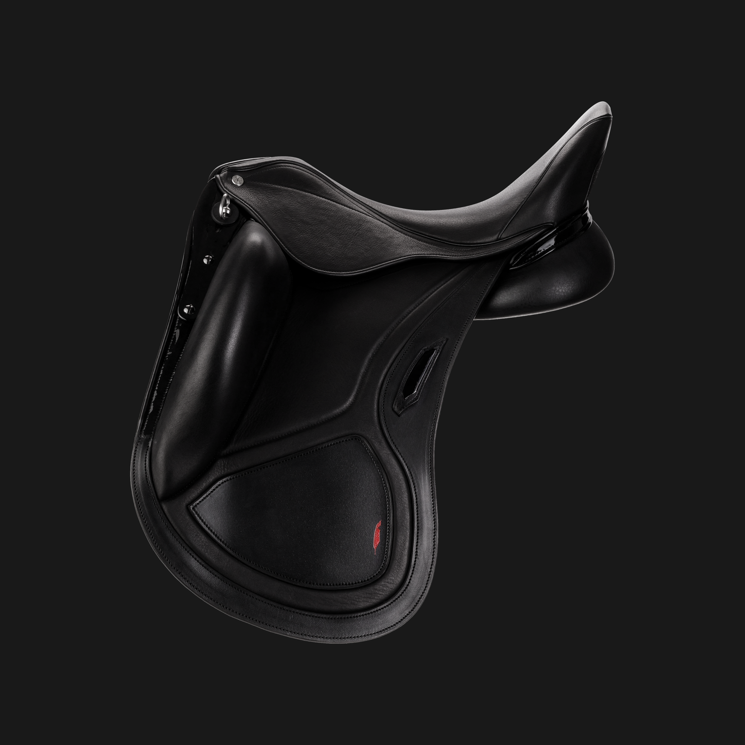 Selle dressage aviar (980125) | Acheter cette selle d'occasion | France