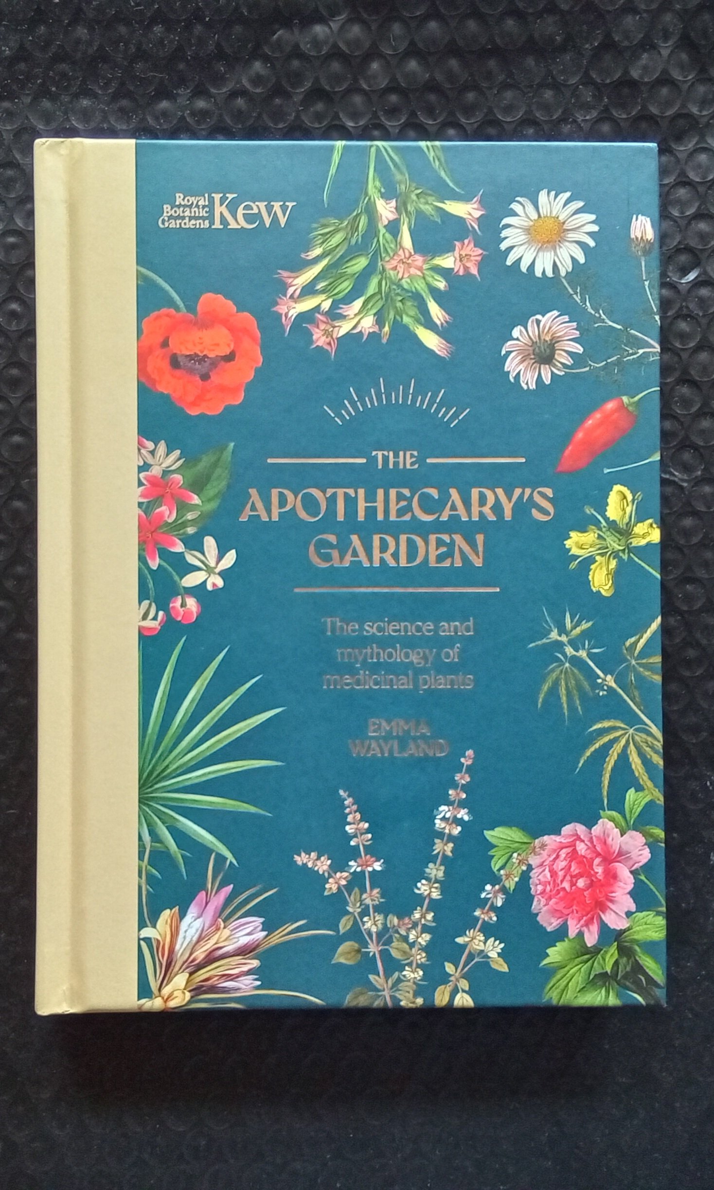 The Apothecary's Garden: The science and mythology of medicinal plants