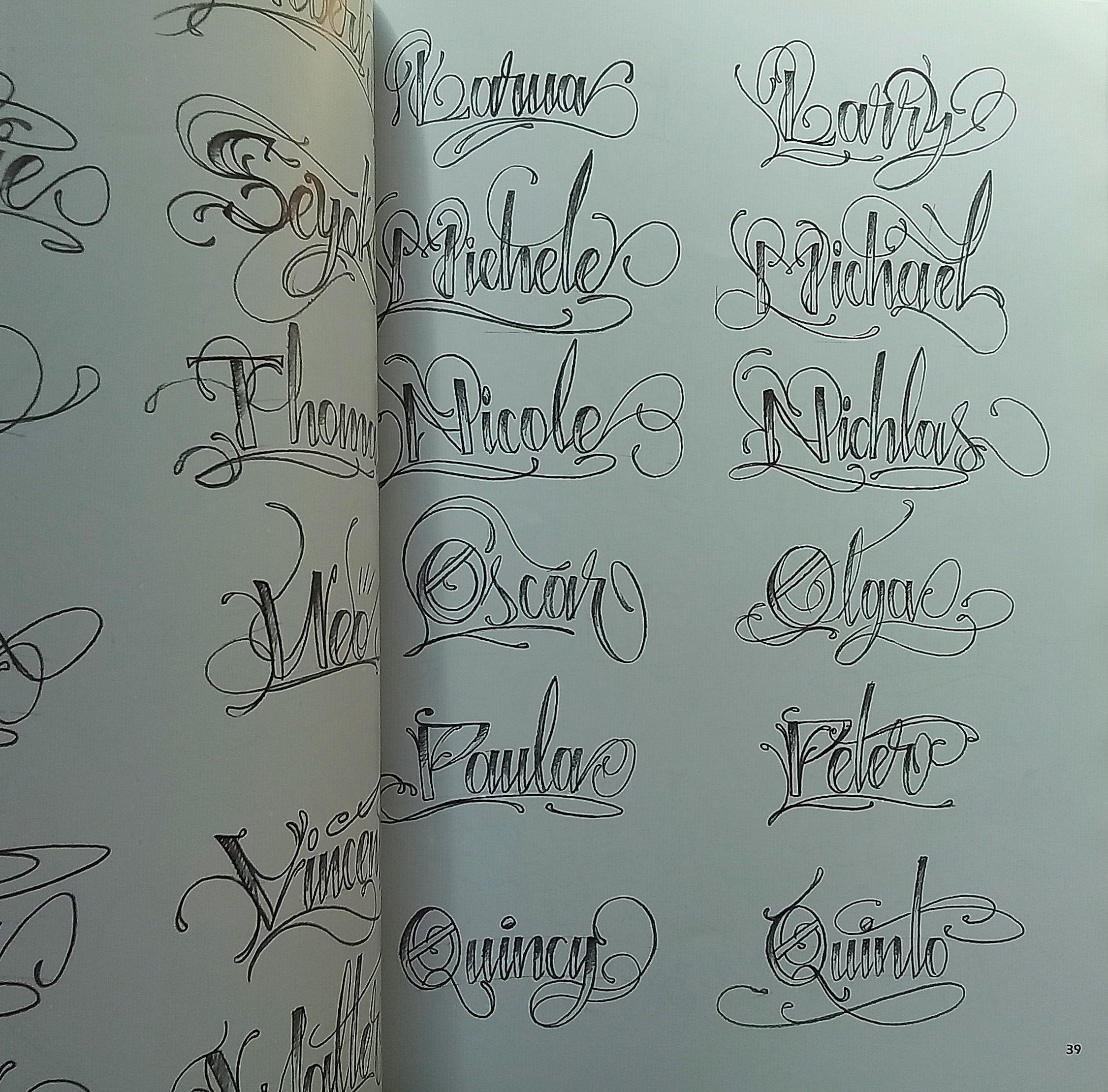 Ueo Lettering.UEO Tattoo Script (80 Pages)