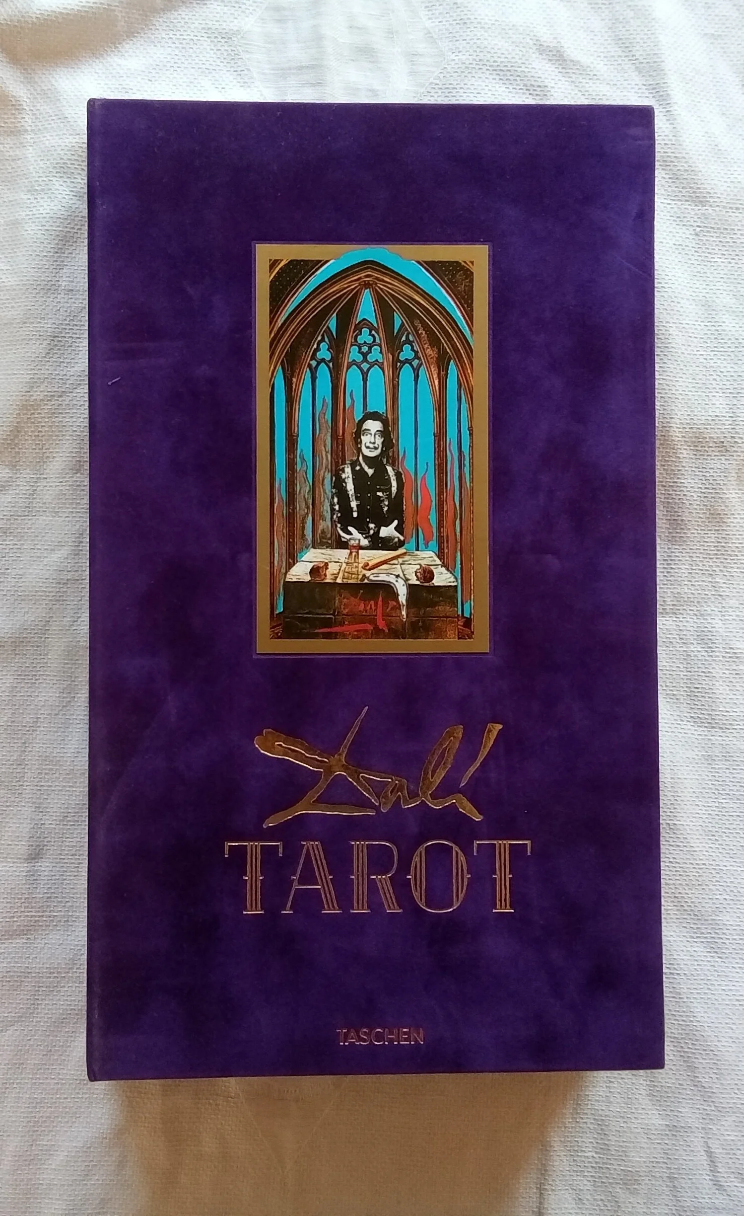 TASCHEN  presents THE DALI TAROT DELUXE BOXED SET