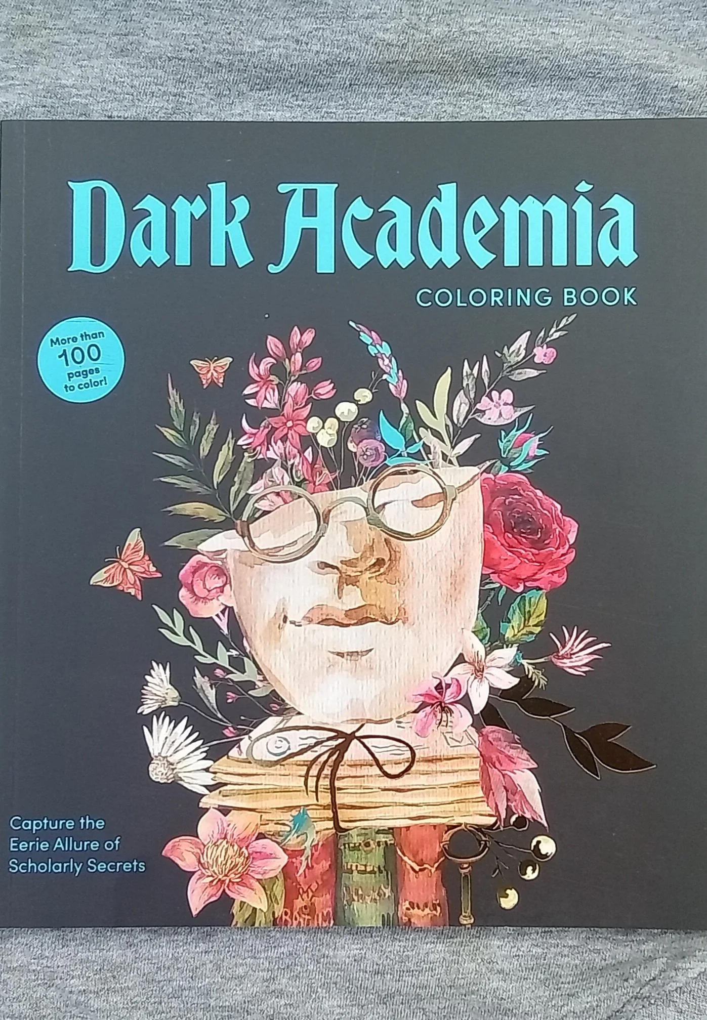 Dark Academia Coloring Book: Capture the Eerie Allure of Scholarly Secrets