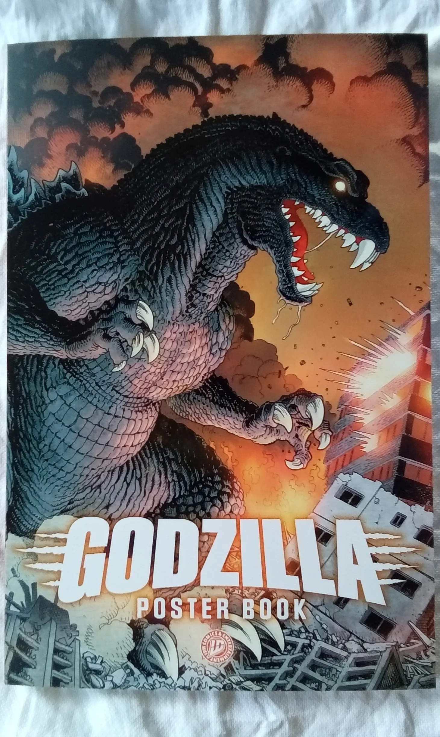 Godzilla: Poster Book Arthur Adams, Alex Ross, Eric Powell, Jim Mahfood, Matt Frank
