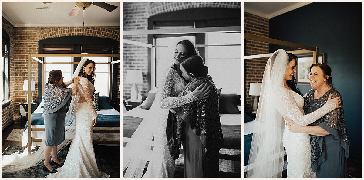 Bride and mom on wedding day before ceremony | Lauren Parr Photography