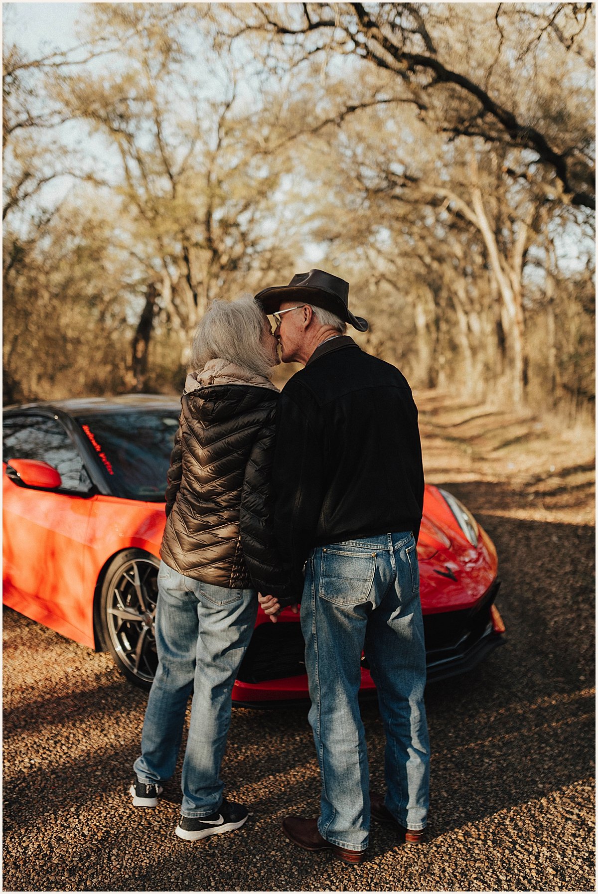 Central Texas Loves on Ranch in Smithville, TX | Lauren Parr Photography