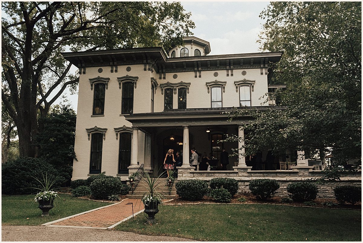 Intimate Wedding at Peterson Dumesnil House Louisville, Kentucky | Lauren Parr Photography | Texas Based Wedding Photographer