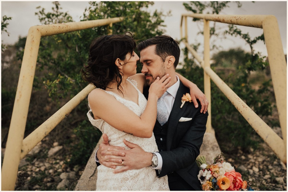 Romantic Bride and Groom Portraits at The Alexander at Creek Road | Texas Hill Country Wedding | Lauren Parr Photography