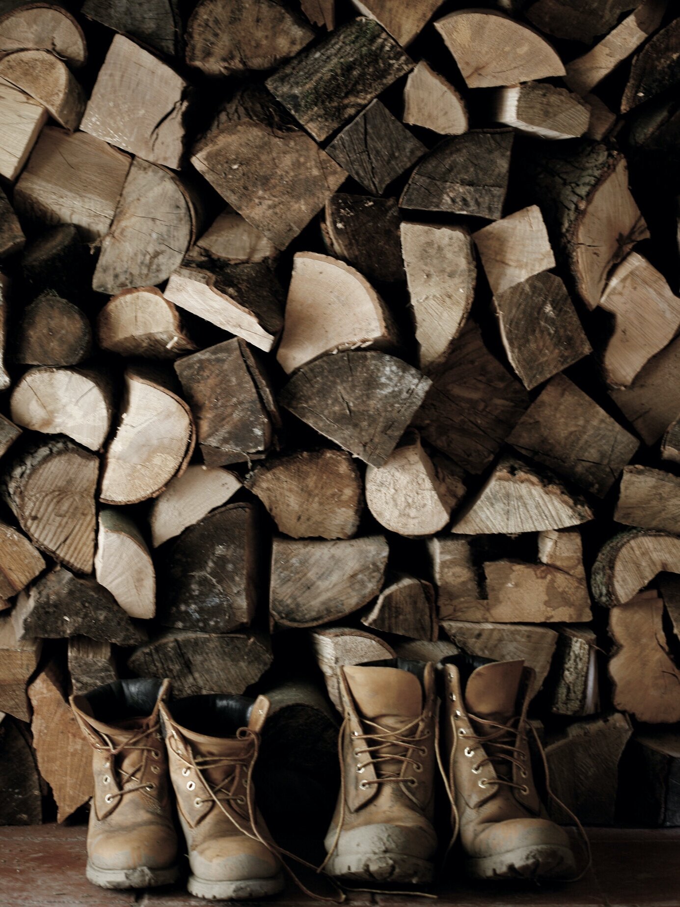 RANDOM+THATCH+-+boots+and+logs.jpg