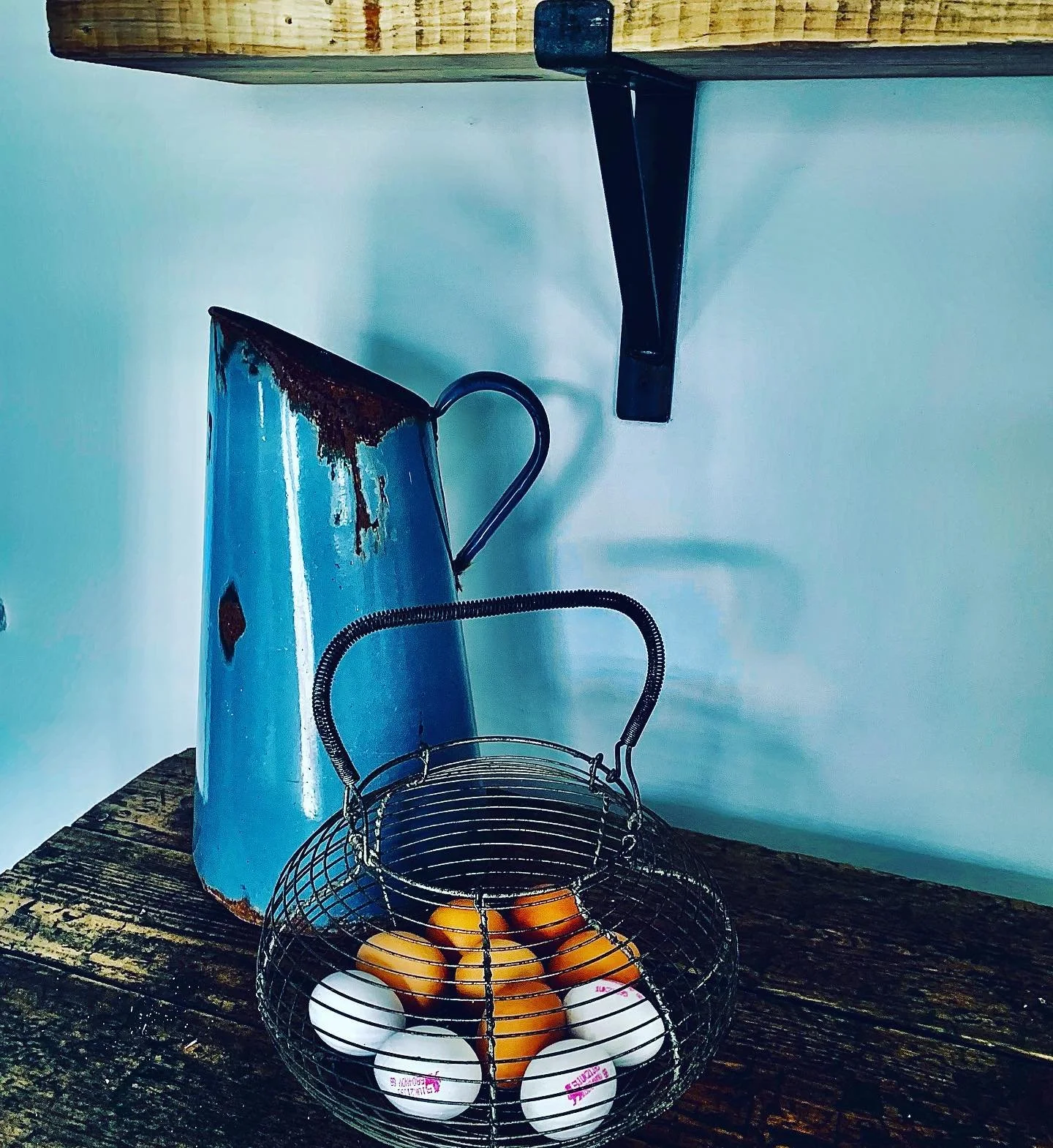 Everything old has memory&hellip; 

#oldhomenewtricks #yourspecialplace #homeiswheretheartis #naturalbeauty #preloved #prelovedlife #reincarnatedhome #healyourhome #positivevibes #sacredspaces #reikiatrandom