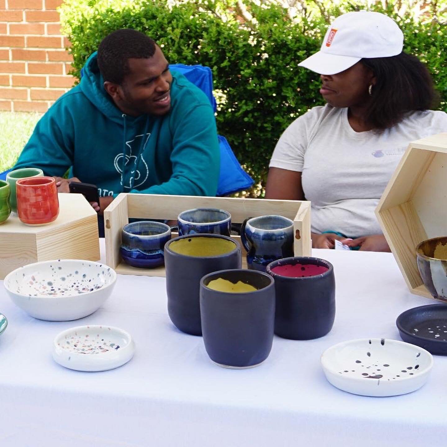 We stan @potsnpieces handmade goods🔥 I have many bowls, mugs and cups. I can&rsquo;t wait to get more. She&rsquo;s so talented. We wish her business many many years of success!! Congrats on all the great joys ahead 👏🏾☀️ 

#madebyablackwoman #artis