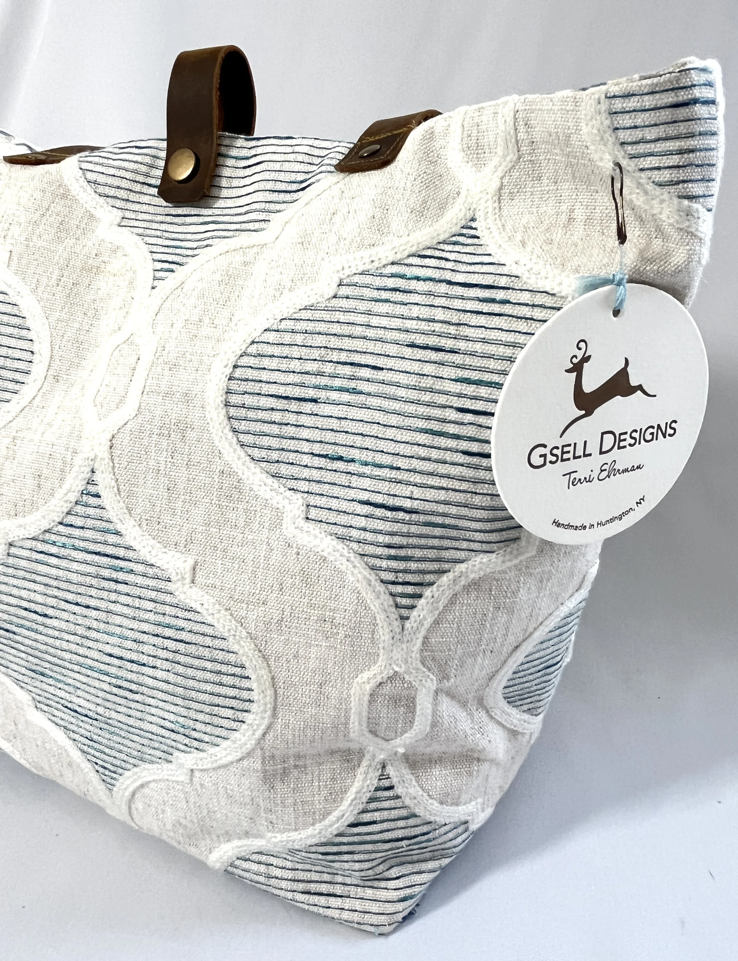 La Petite Tote Cream Embroidered Striate Diamonds