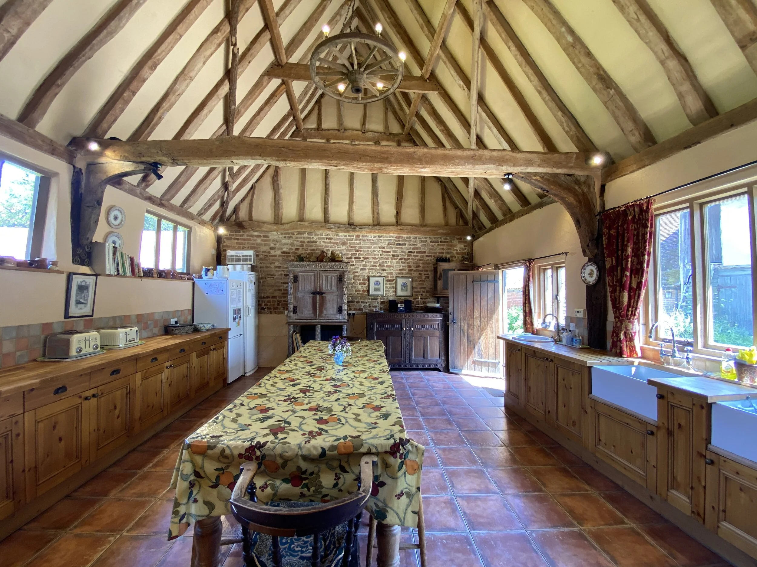 The underfloor-heated cartlodge kitchen
