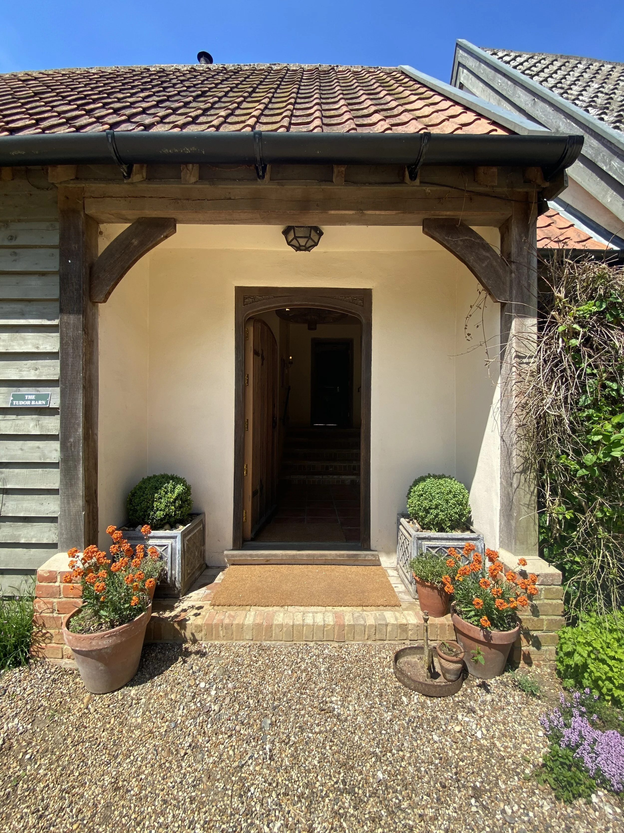 Cartlodge entrance to the Tudor barn