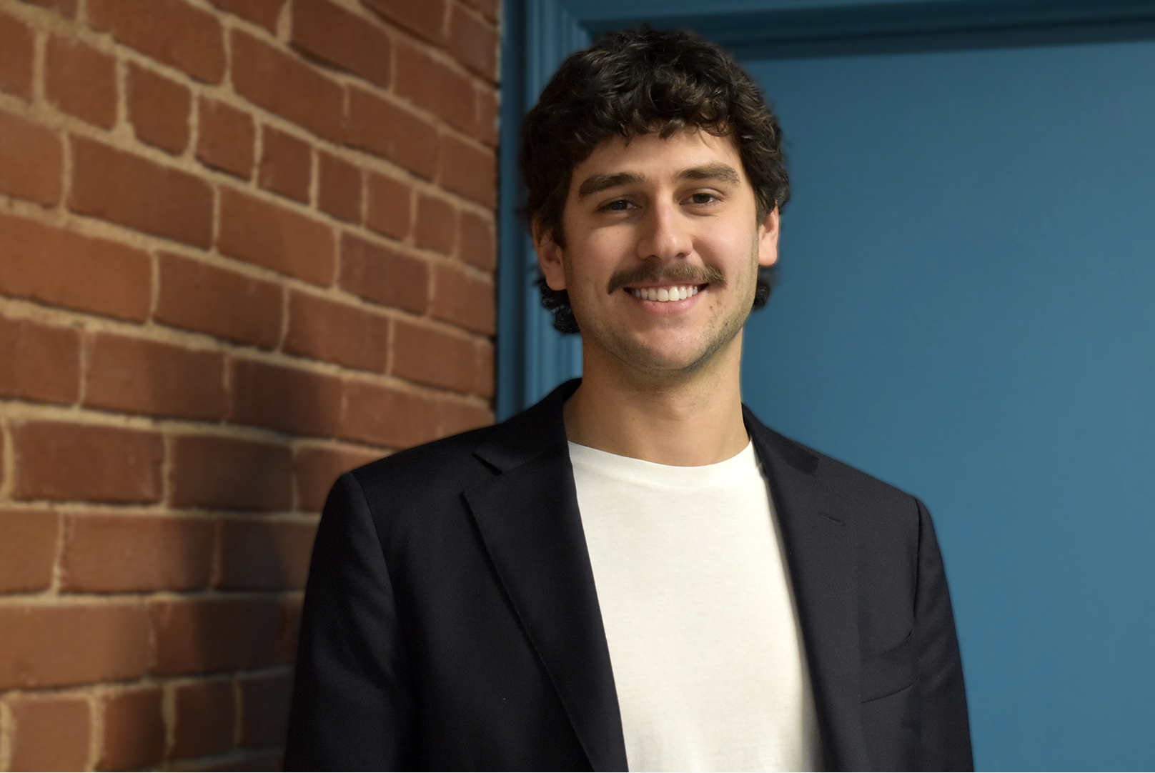 Hack in traction: Startups learn hustle shortcode for winning customers, narrow focus