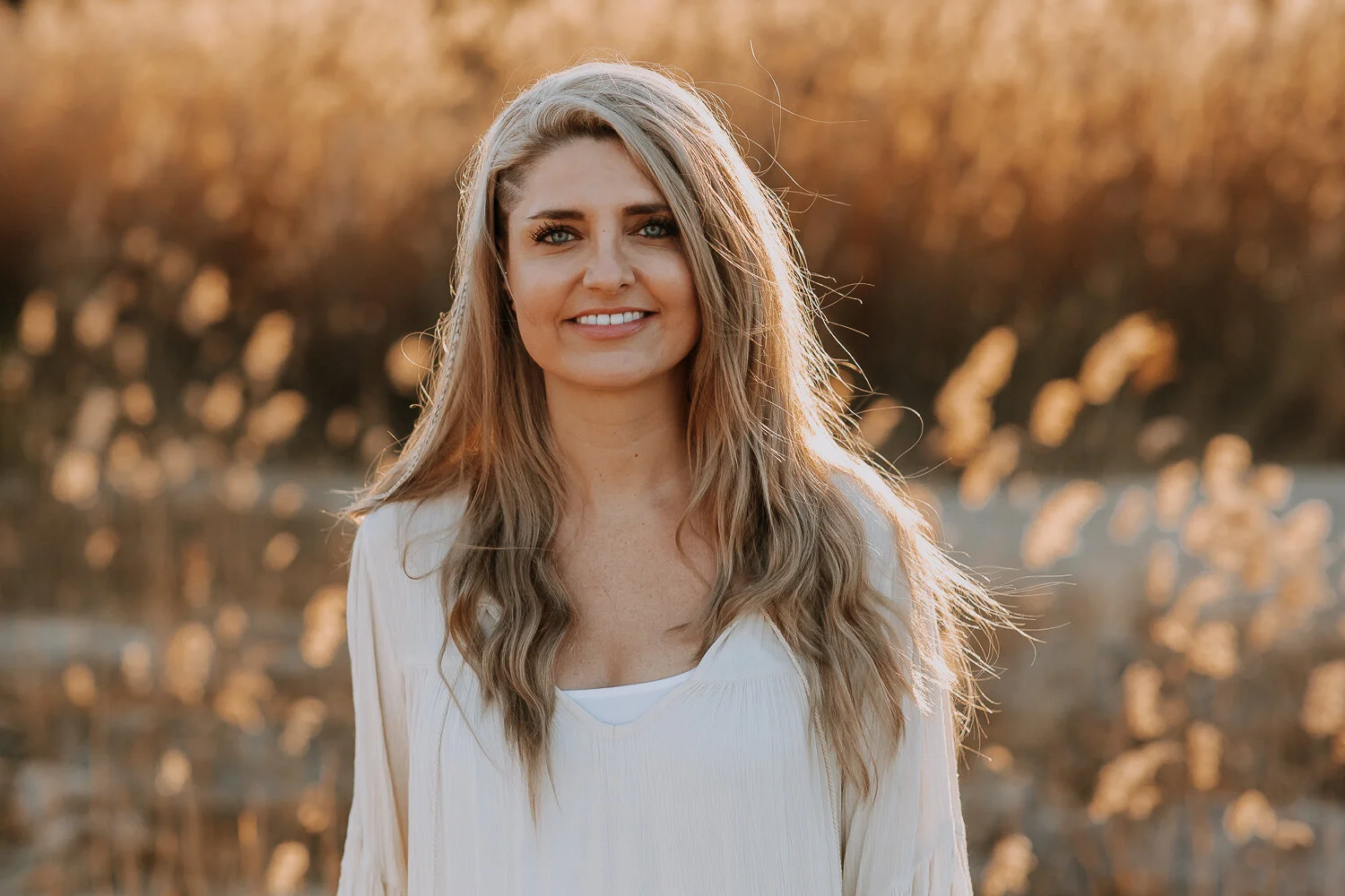 Melissa Cuyt, energetisch therapeut in Beerse, verwelkomt je in haar praktijk voor lichaamsgericht en energetisch werk.