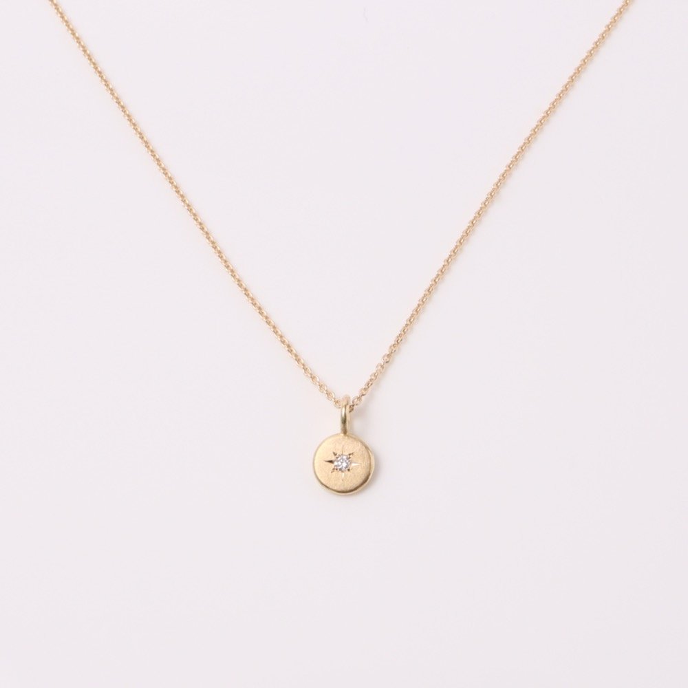 Schmuck_Langguth_Sternbrillantanhänger_Kette_Gold_G_01.jpeg